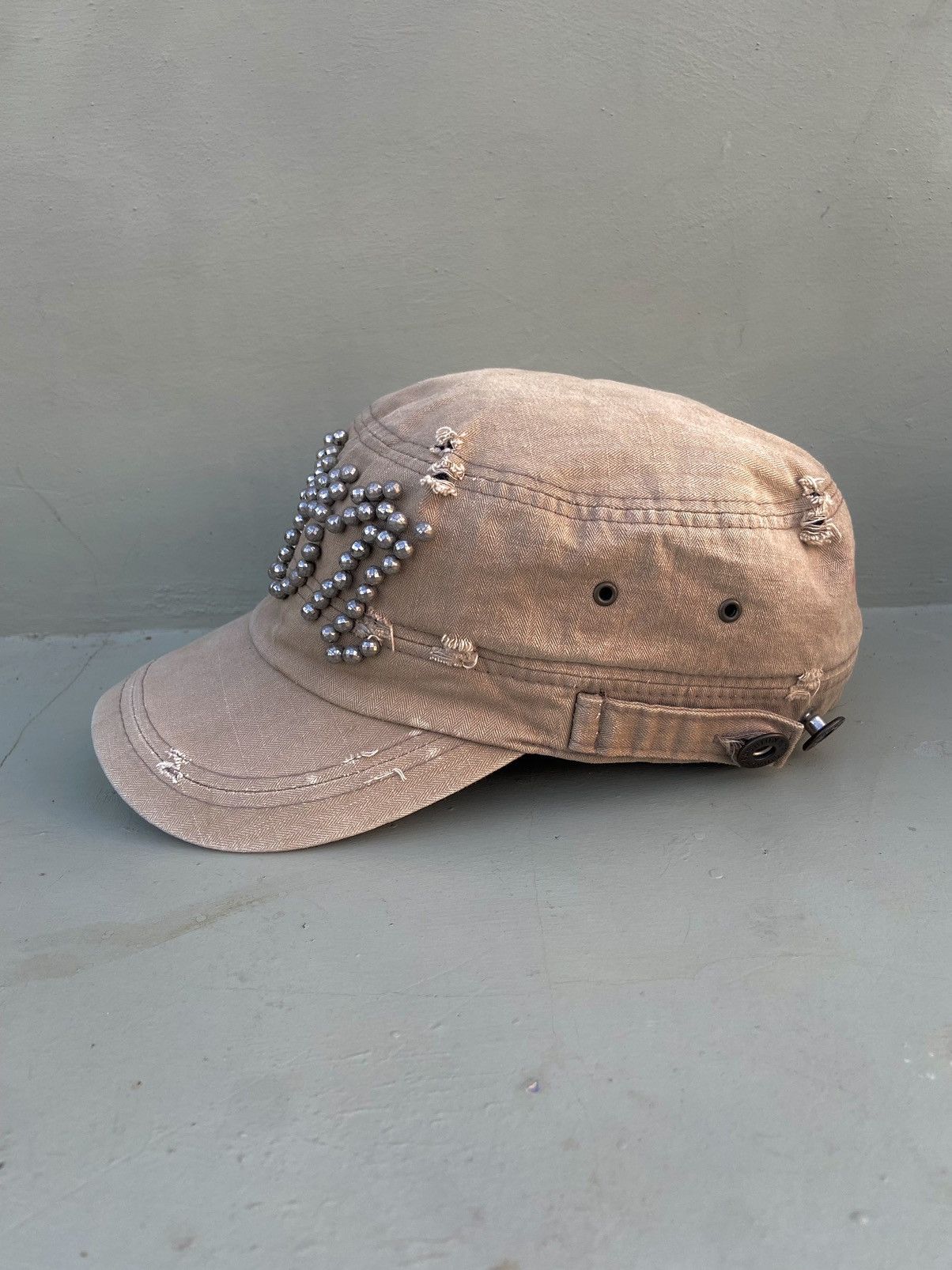 If Six Was Nine 2000s Dmon studded buttons patrol hat Size ONE SIZE - 6 Thumbnail
