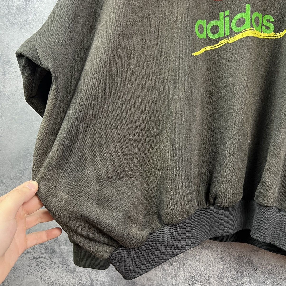 Adidas Adidas Big Logo Vintage Sweatshirt Size US M / EU 48-50 / 2 - 10 Thumbnail