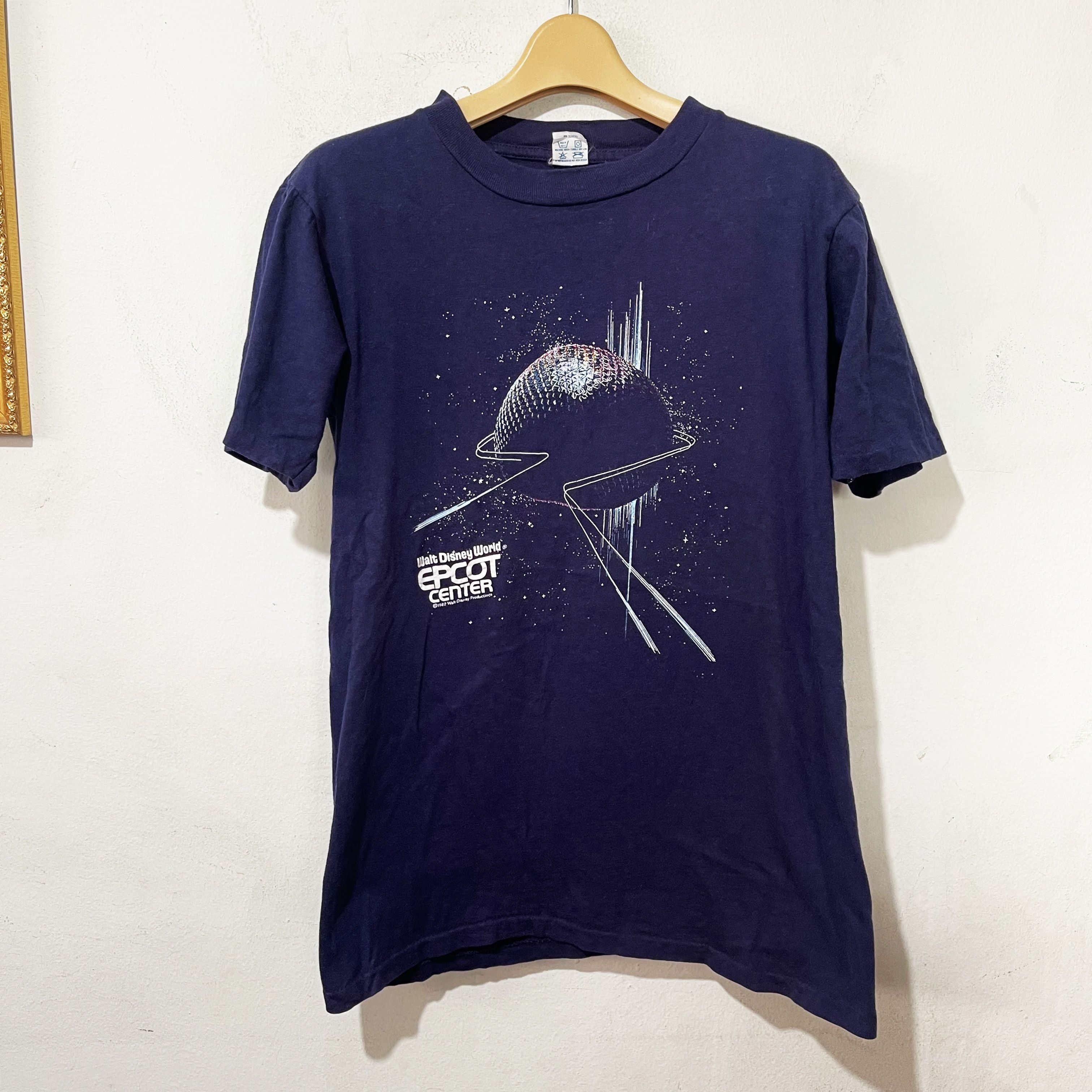 Disney Vintage 1982 EPCOT Center T-Shirt Size US S / EU 44-46 / 1 - 1 Thumbnail