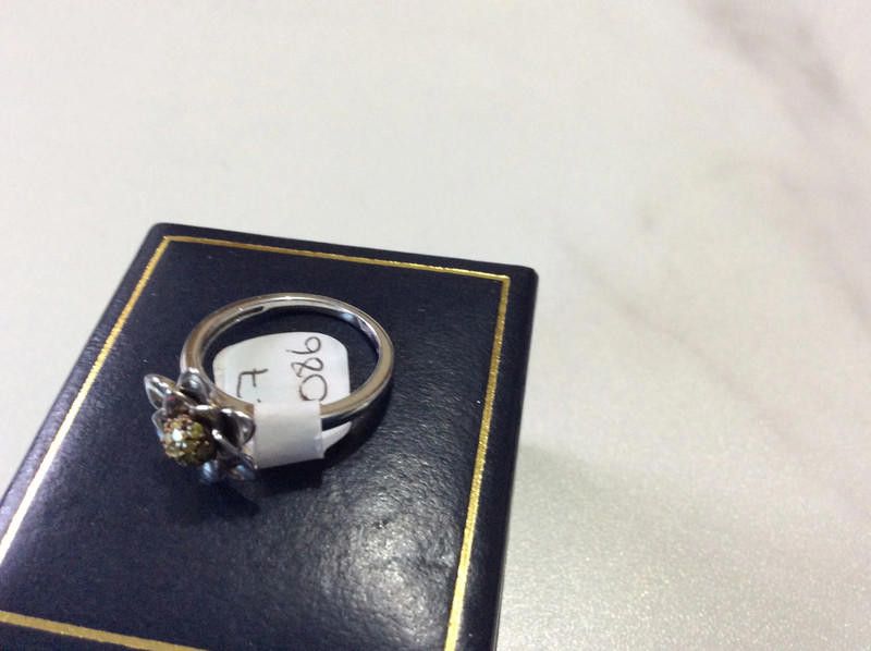 Other Silver green stone ring Size M Size ONE SIZE - 2 Thumbnail