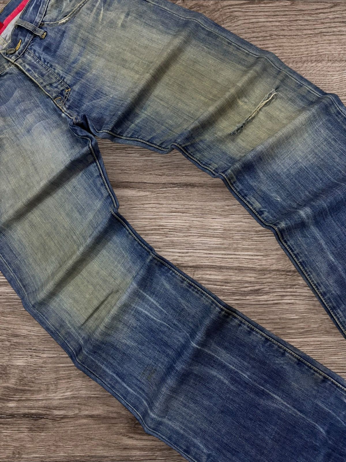 Hugo Boss Vtg HUGO by Hugo Boss Mud Wash Distress Jeans Size US 34 / EU 50 - 3 Thumbnail