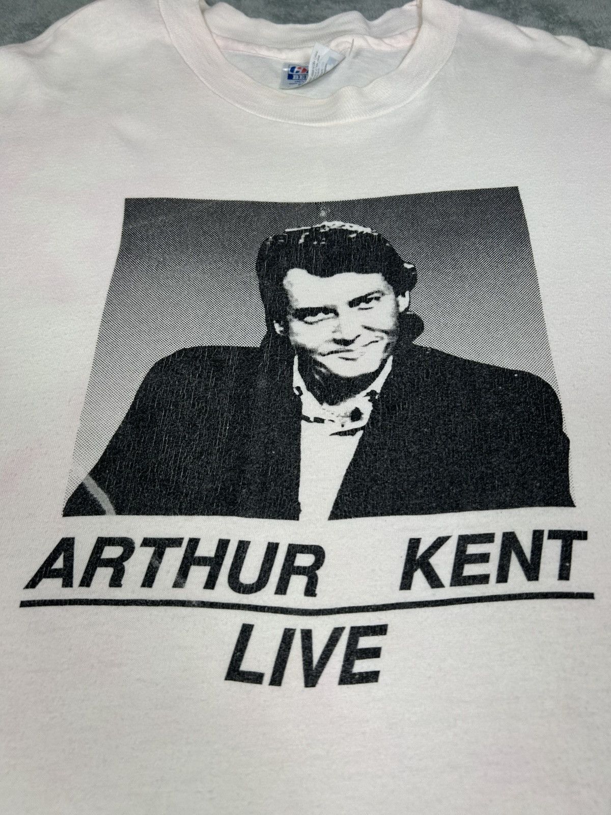Vintage Vintage 90’s Athur Kent Live T-shirt With Classic Tv Host Size US XL / EU 56 / 4 - 2 Thumbnail