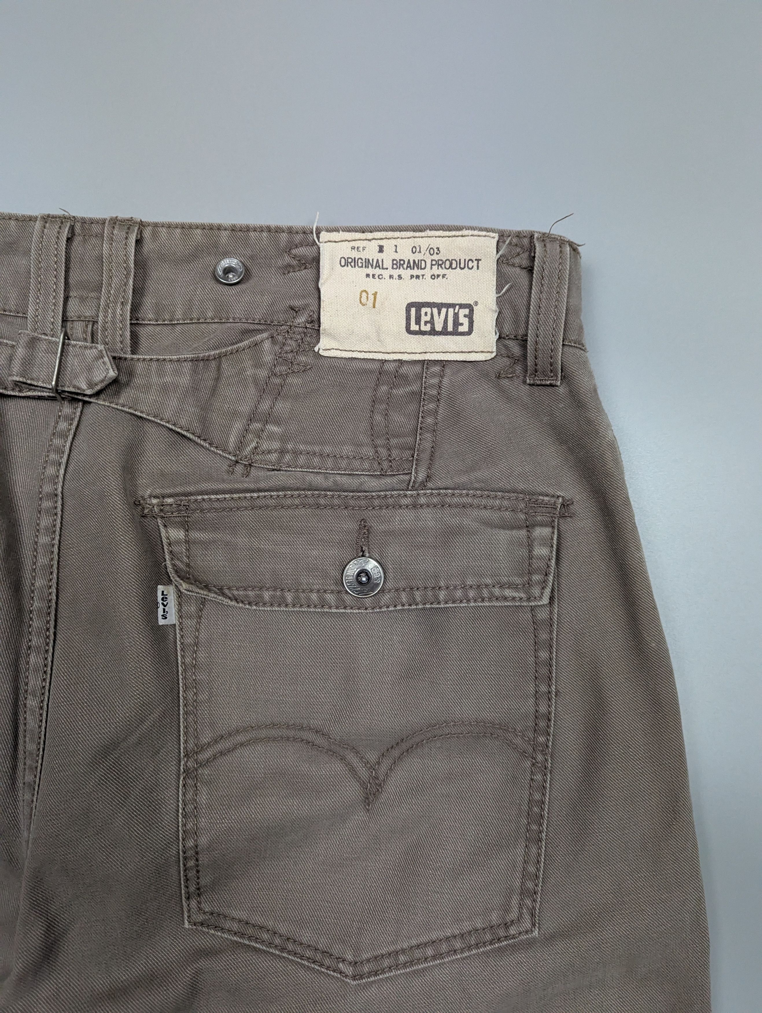 Levi's × Vintage LEVIS Vintage Men's Shabby Gray Cargo Shorts Bermuda W34 Size US 34 / EU 50 - 6 Thumbnail