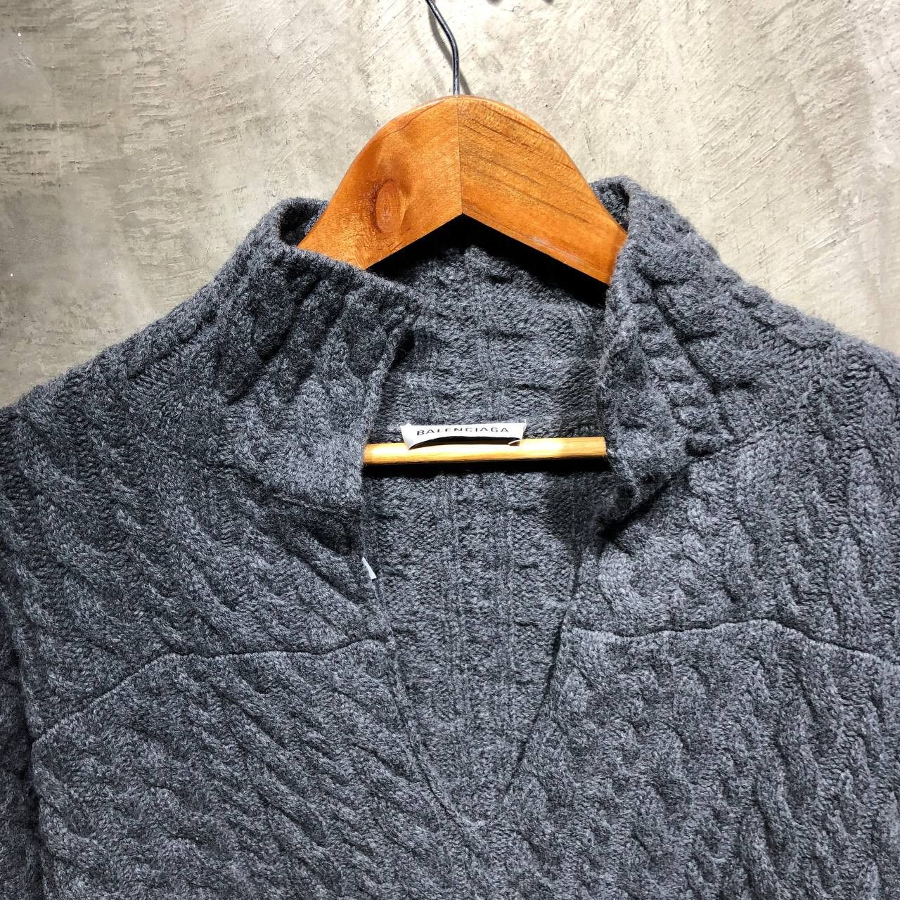 Balenciaga Balenciaga BNWT Wool Knitted Vneck sweater fit 3XL Size US XXL / EU 58 / 5 - 5 Thumbnail