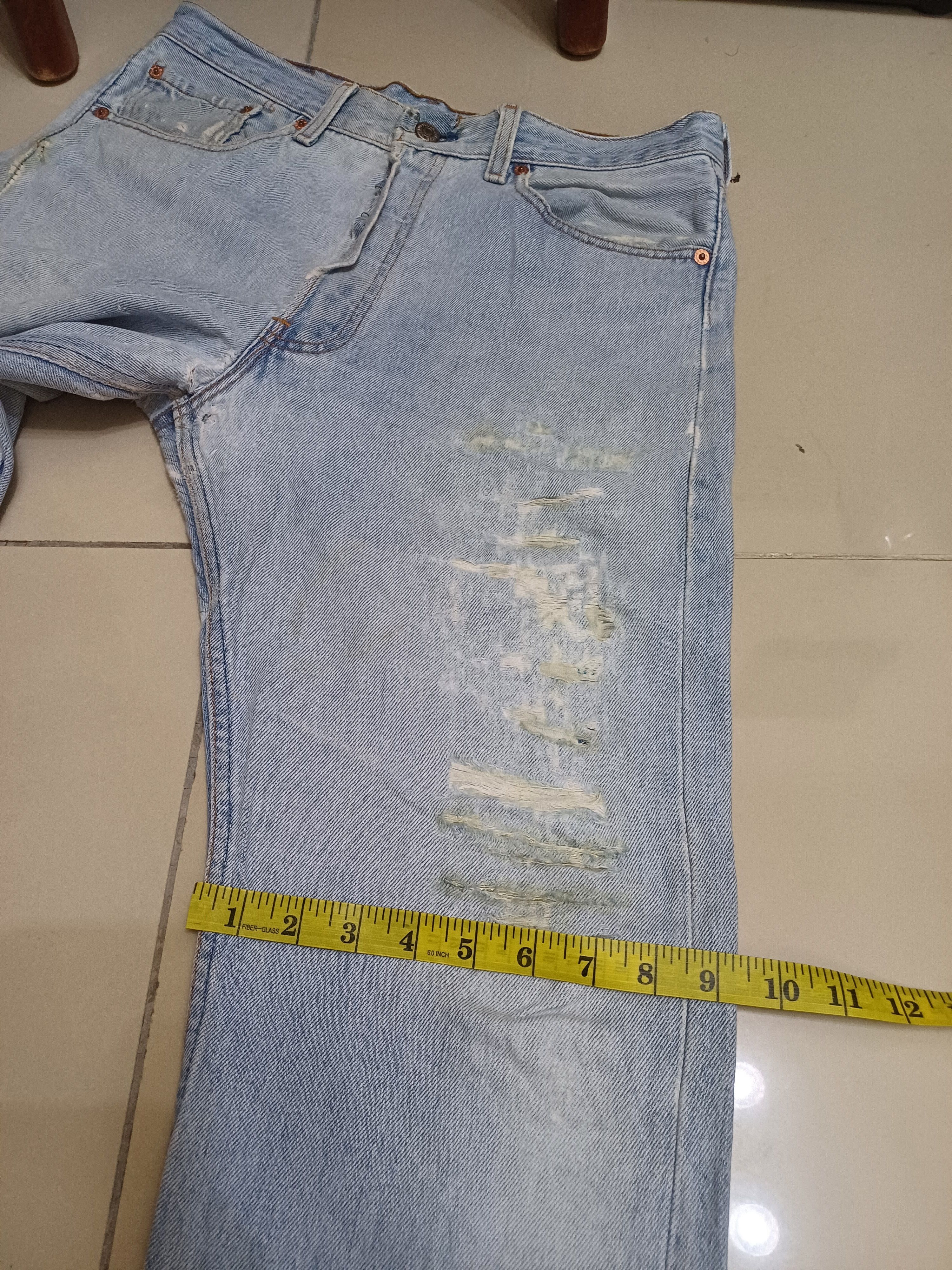 Levi's Vintage Clothing Crazy Distressed, vintage 90s Levis 501 🔥🔥🔥 Size US 32 / EU 48 - 22 Thumbnail