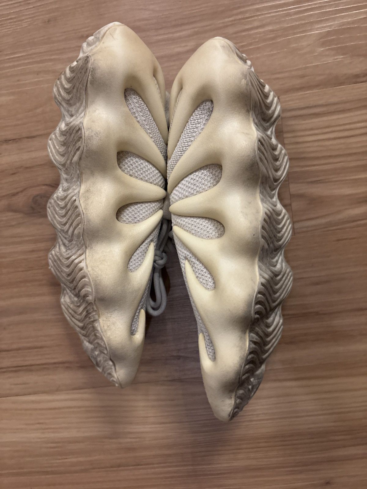 Adidas × Kanye West Yeezy 450 Cloud Grey Size 10 Worn Size US 10 / EU 43 - 3 Thumbnail
