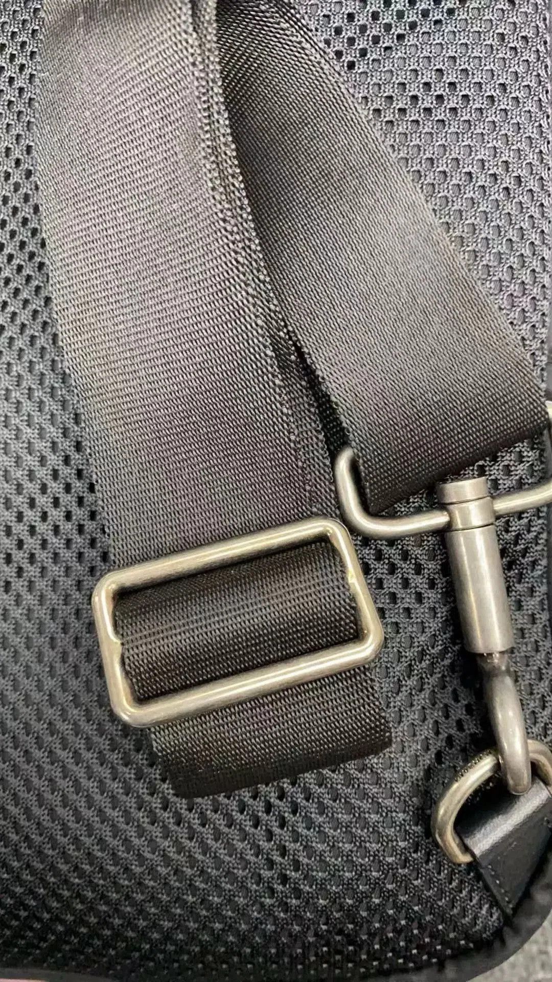 Givenchy Givenchy Crossbody Bag. Size ONE SIZE - 3 Thumbnail
