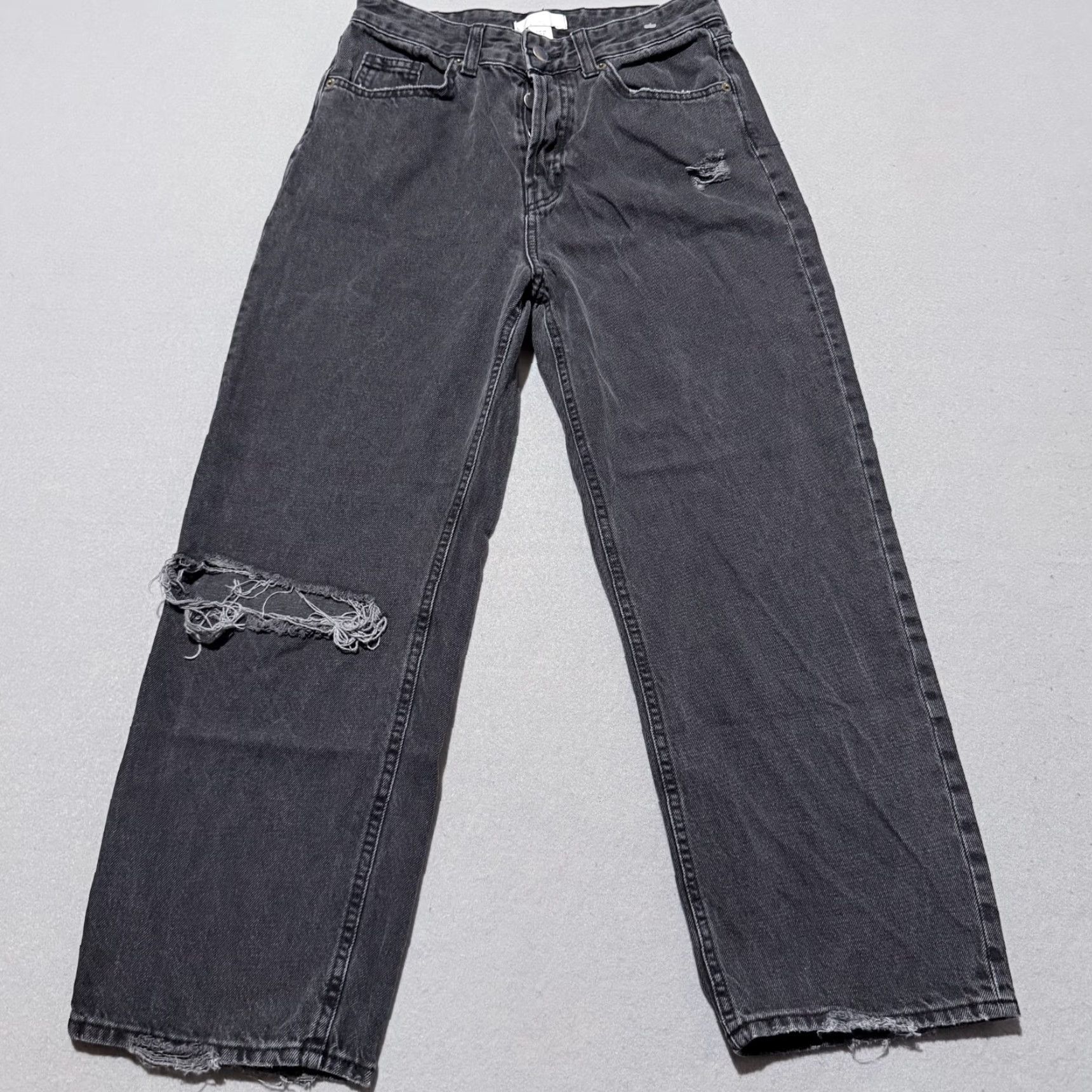 H&M H&M Cropped Jeans Denim High Rise Straight Distressed Button Fly - 6 Womens Gray Jeans Size 28" / US 6 / IT 42 - 2 Thumbnail