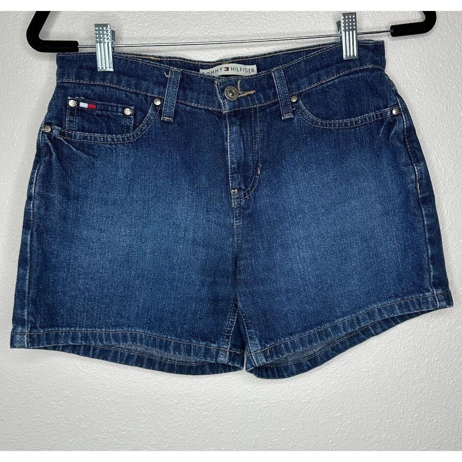 Tommy Hilfiger Tommy Hilfinger Blue Mid Rise Boyfriend Jean Shorts Logo 4 Size 27" / US 4 / IT 40 - 1 Thumbnail