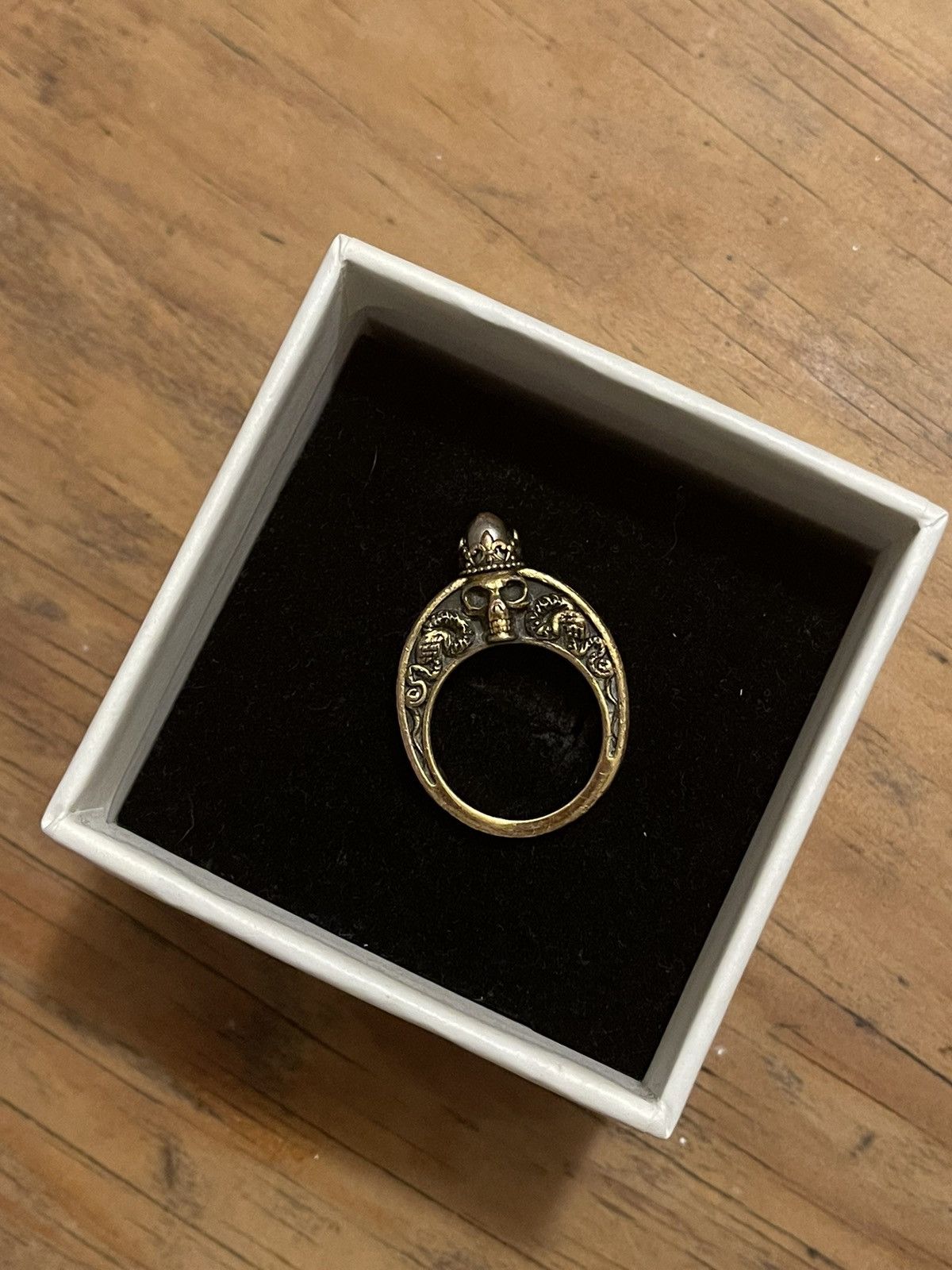 Alexander McQueen Alexander McQueen King skull ring size 9 Size ONE SIZE - 3 Thumbnail