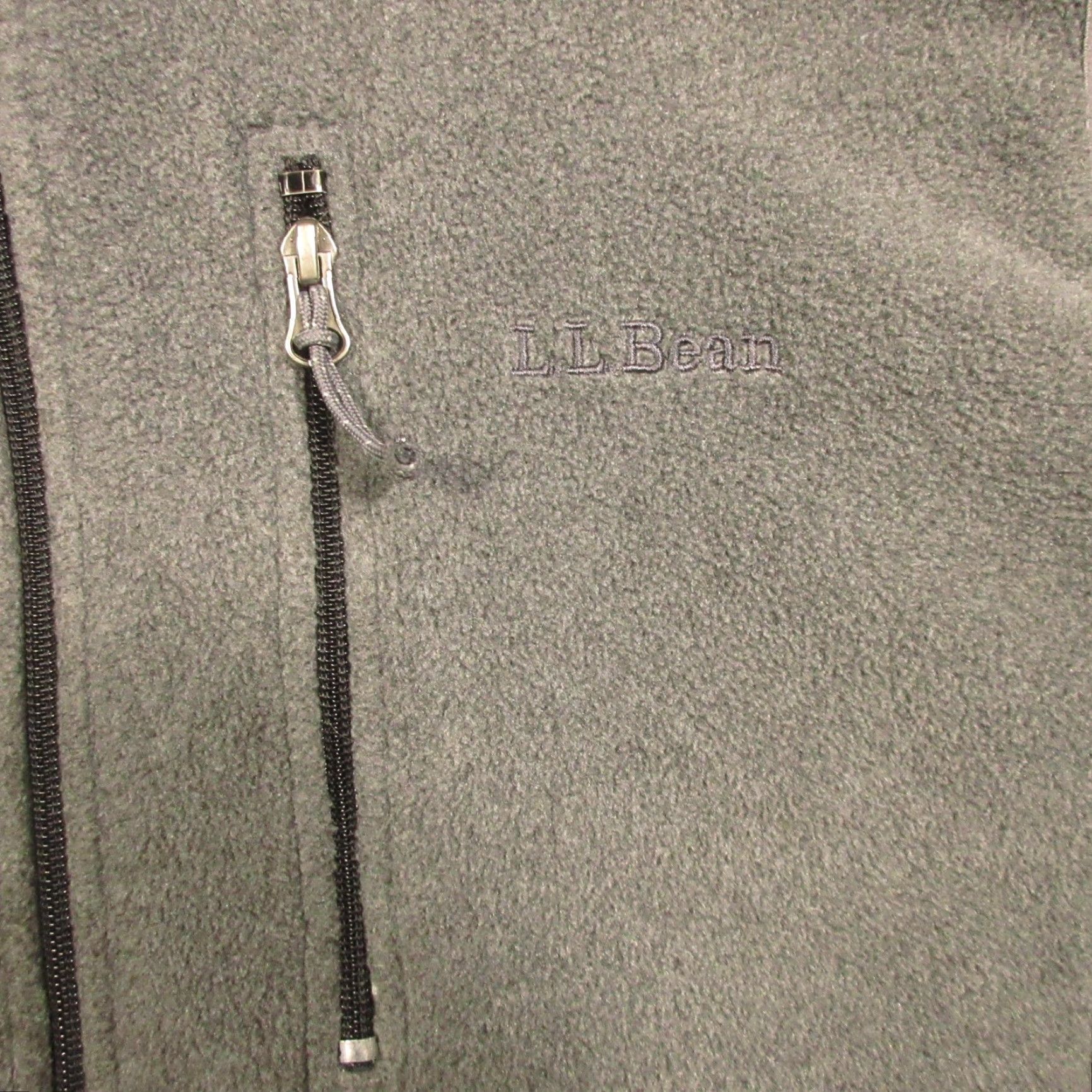 Vintage LL Bean Polartec Fleece Vest Mens 2XLT Gray Full Zip Pockets Stand-Up Collar EUC Size US XL / EU 56 / 4 - 4 Thumbnail