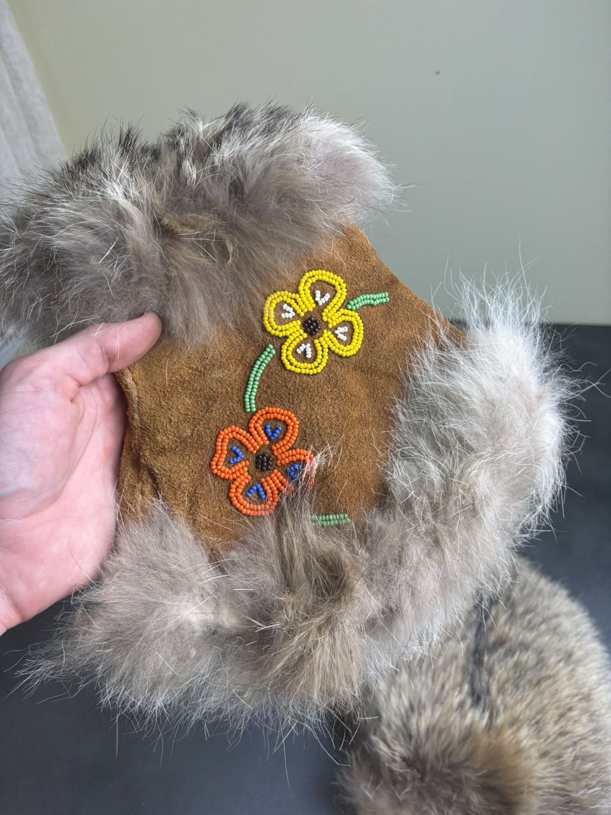 Native × Vintage Vintage Fur Mittens Beaded Gauntlets Indigenous American USA Size ONE SIZE - 8 Thumbnail