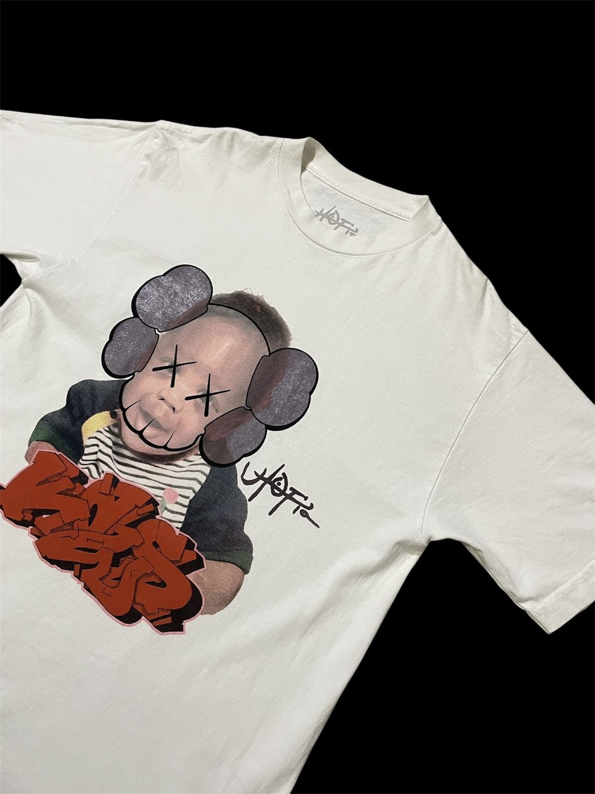 Kaws × Travis Scott Travis Scott Kaws Tee Size US M / EU 48-50 / 2 - 2 Thumbnail
