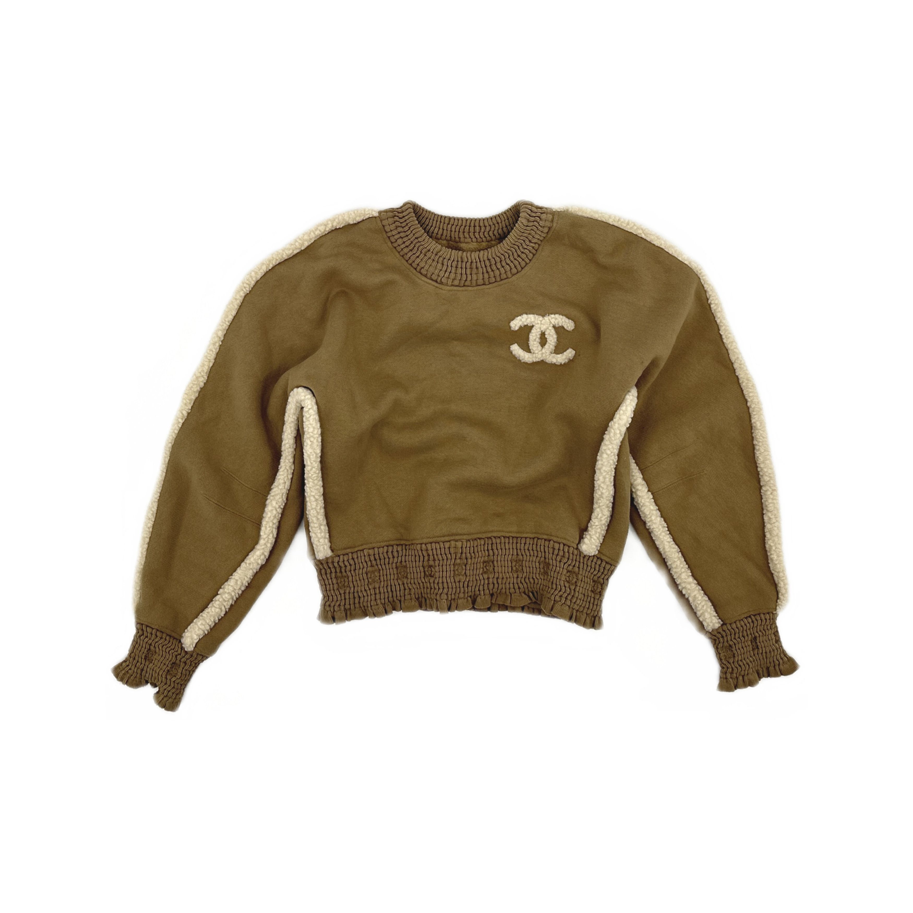 Chanel Chanel Logo Shearling Trim Sweatshirt Size 36 Size XS / US 0-2 / IT 36-38 - 1 Thumbnail
