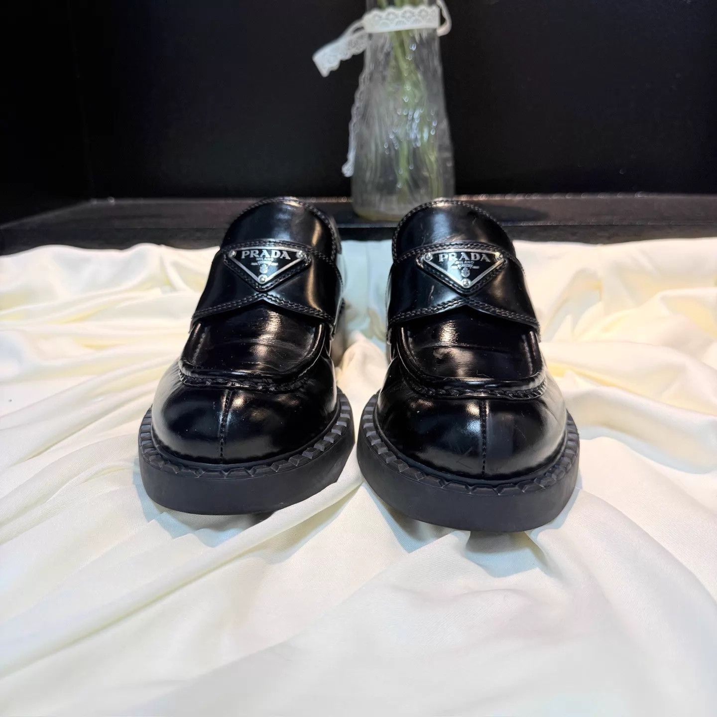 Prada Prada Women's Black Silver Triangle Loafer 36 99New nh3015 Size US 5.5 / IT 35.5 - 2 Thumbnail
