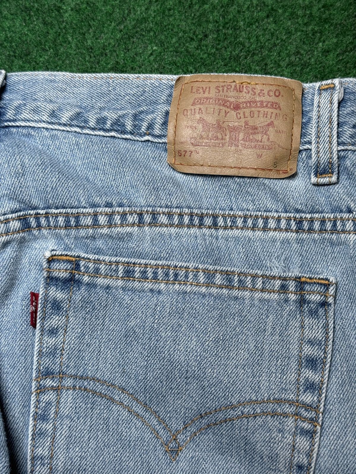 Levi's Vintage Clothing Vtg Y2K Levi’s 577 Low Rise Loose Fit Light Wash Baggy Jeans Size 33" - 2 Thumbnail