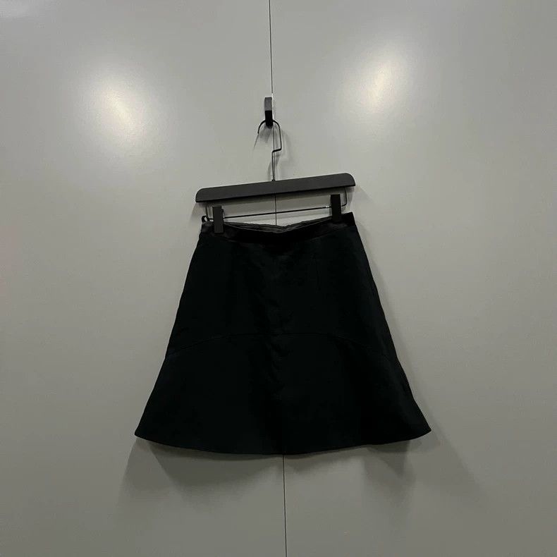 Givenchy Givenchy Size S Black Mixed Short Skirt Size L / US 10 / IT 46 - 3 Thumbnail