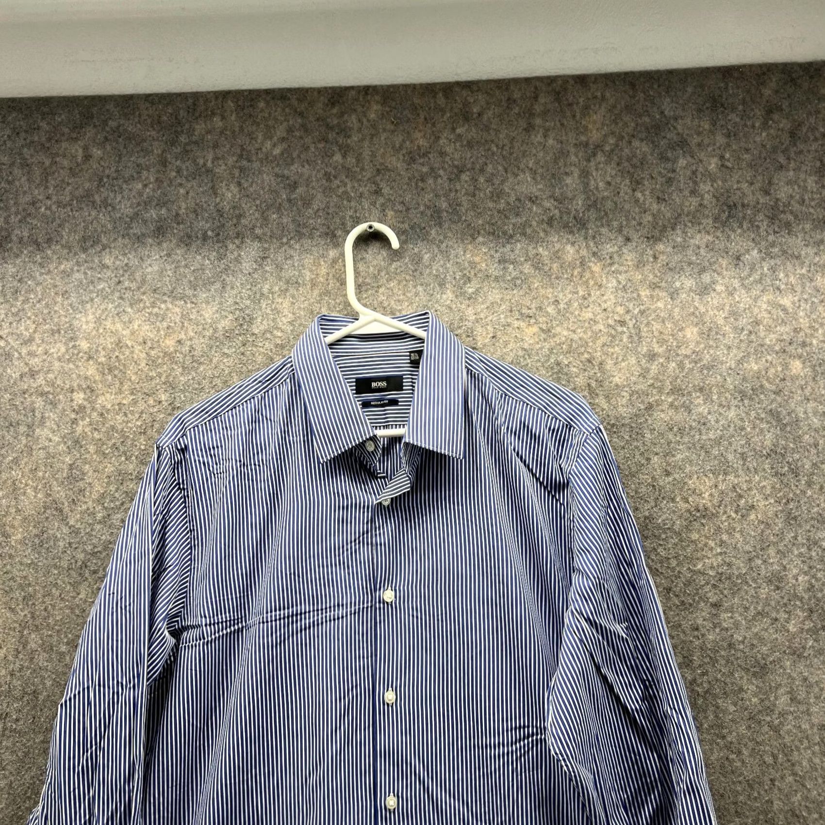 Hugo Boss VINTAGE Hugo Boss Shirt (No, Vintage? No) Size US XL / EU 56 / 4 - 2 Thumbnail
