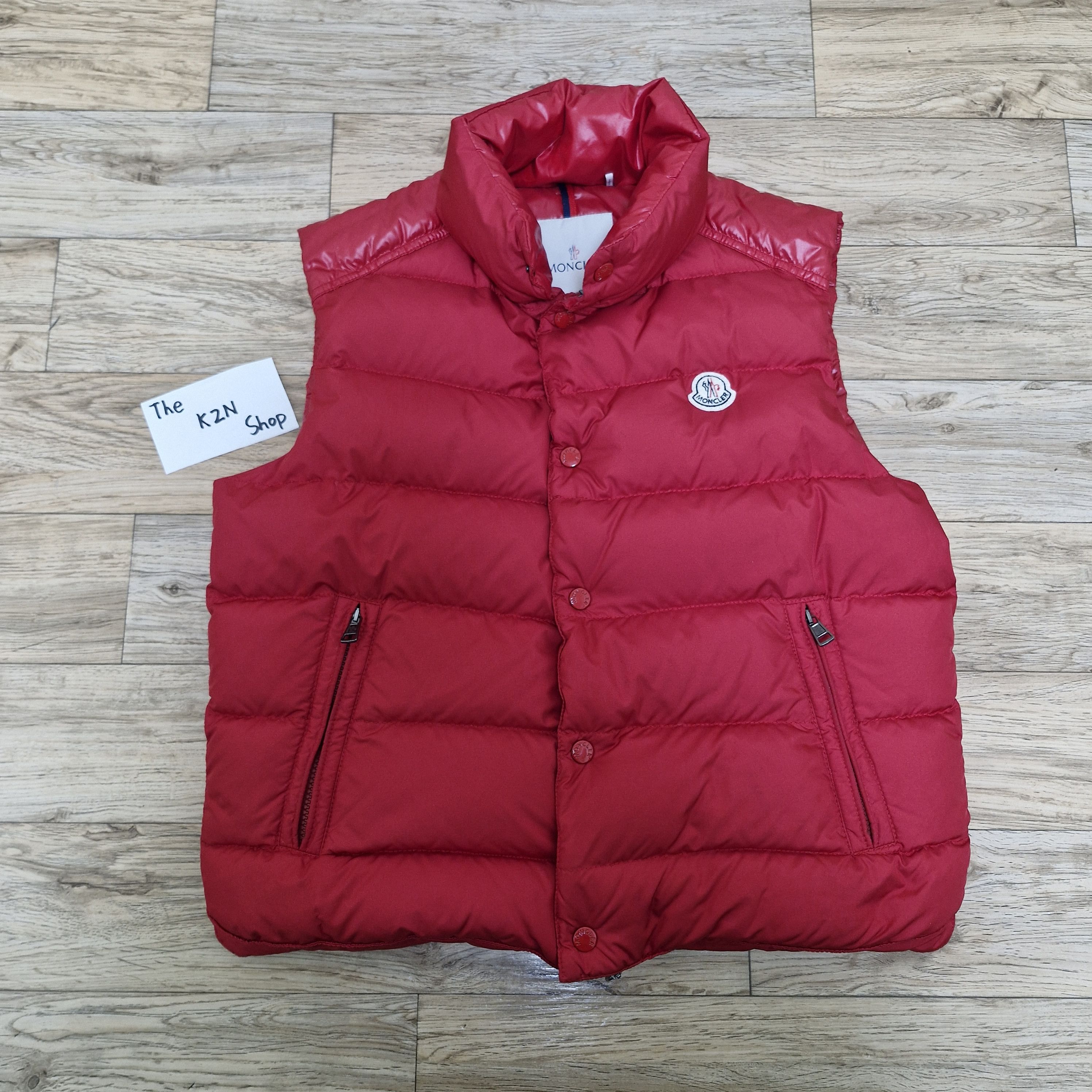 MONCLER Gilet Red Puffer Vest