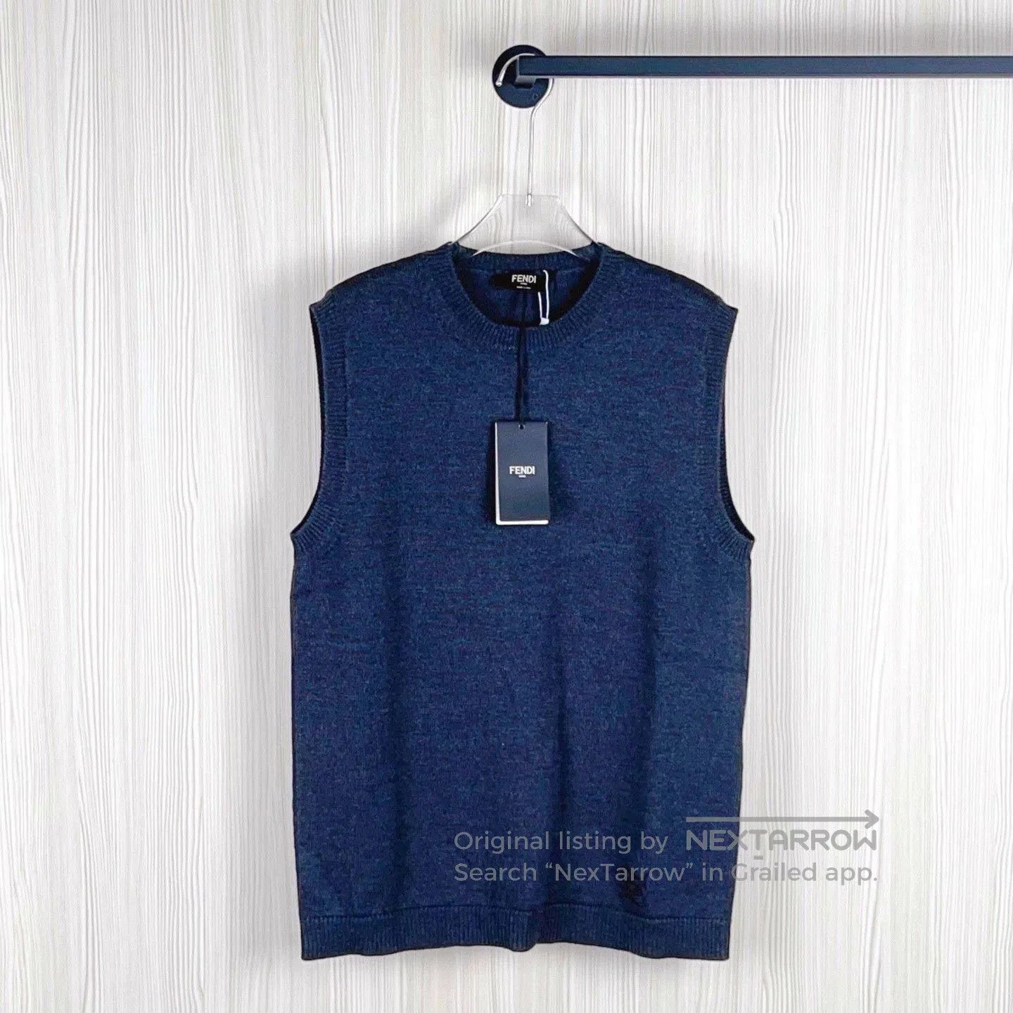 Fendi Fendi Sleeveless Top Size 52 New Condition. Size US L / EU 52-54 / 3 - 1 Thumbnail