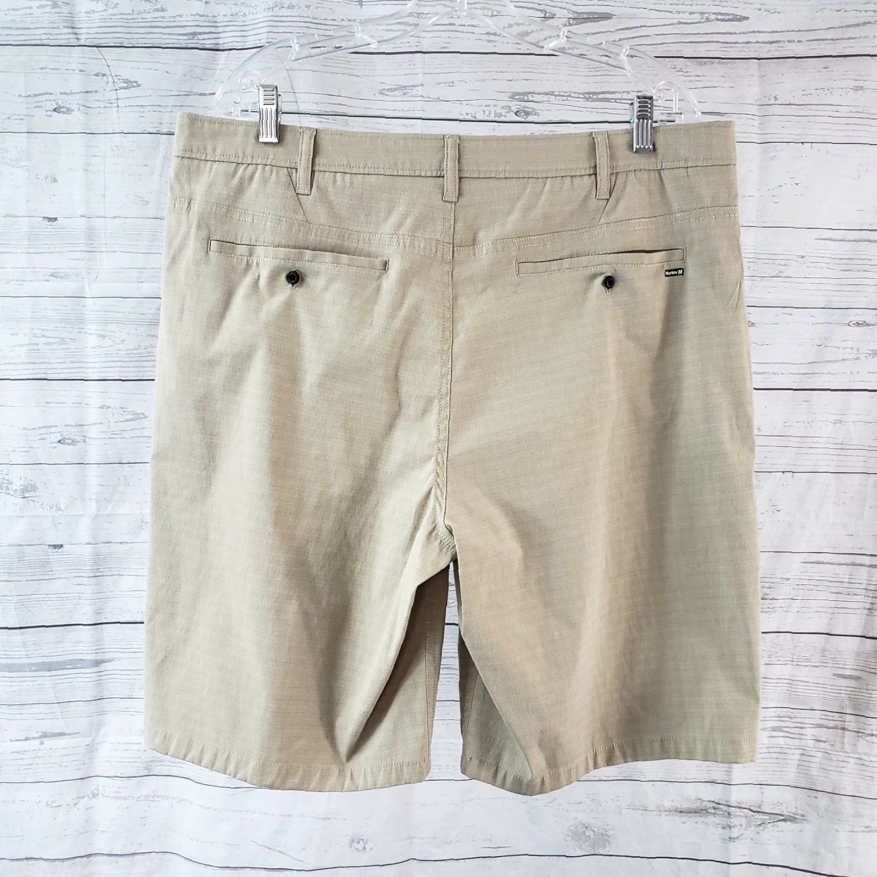 Hurley Hurley Mens Shorts 36 Tan Cotton Blend Flat Front Chino Casual Cotton Blend Shorts Mens 36 Brown Tan Flat Front 90s? Size US 36 / EU 52 - 2 Thumbnail