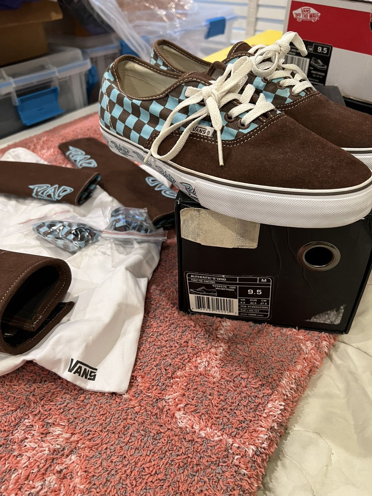 Vans Rare Vans Syndicate RAD Pack Authentic SE Size US 9.5 / EU 42-43 - 1 Thumbnail