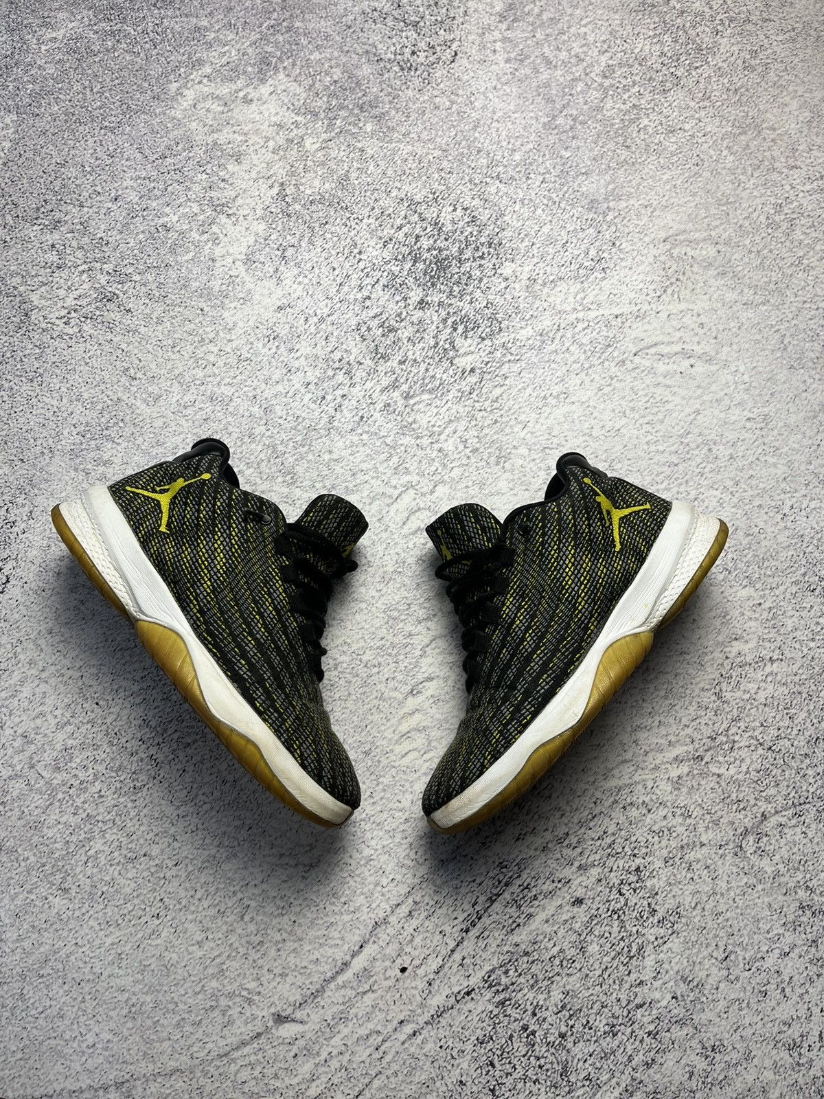 Jordan Brand Vintage Jordan B.Fly Sneakers Nike Size US 7 / EU 40 - 11 Thumbnail