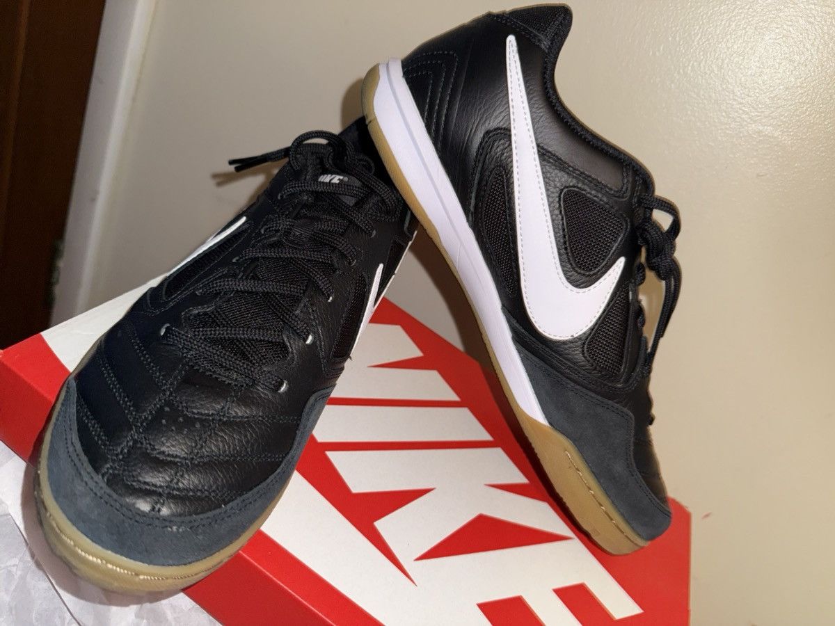 Nike Nike Gato Black/White sz9 DS New in OG Box! Never Worn! Size US 9 / EU 42 - 2 Thumbnail