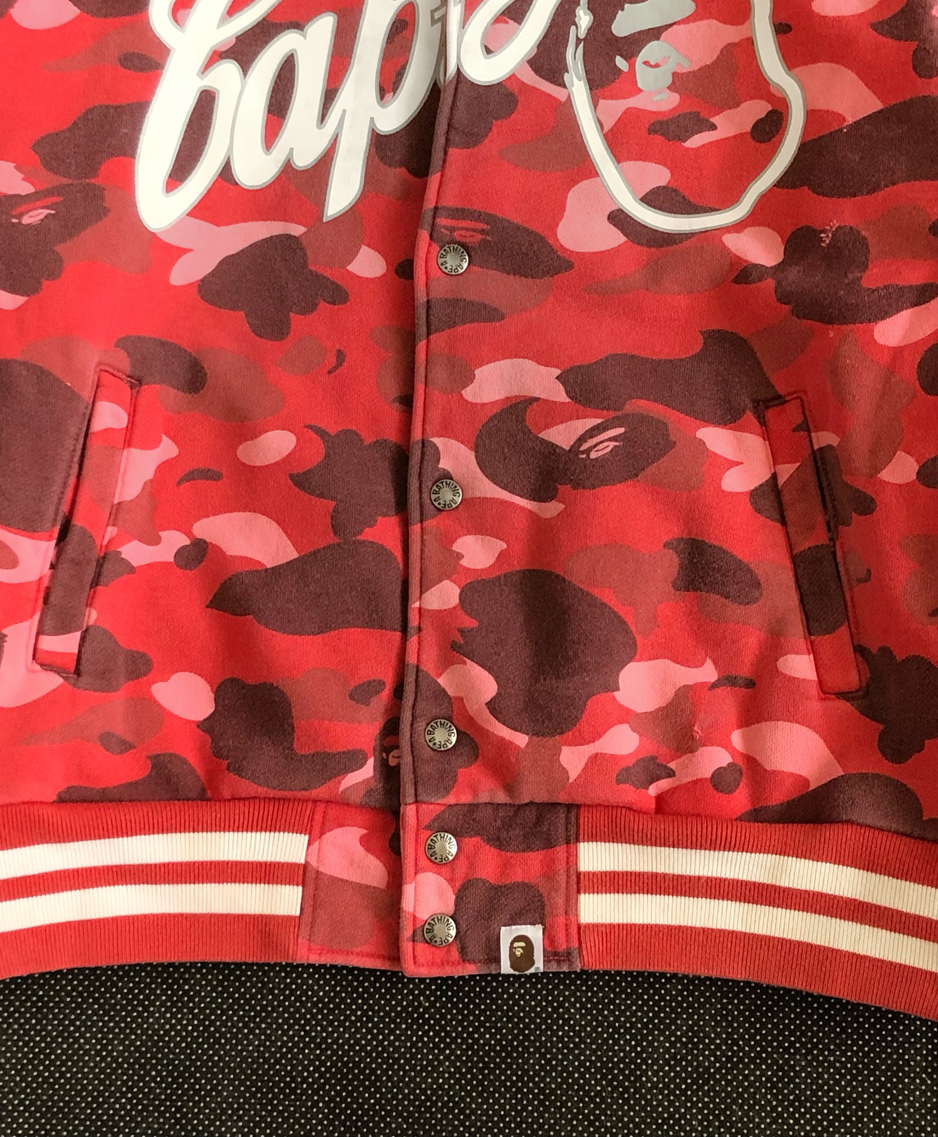 Bape RARE🔥BAPE OG RED CAMO SWEAT VARSITY JACKET Size US L / EU 52-54 / 3 - 8 Thumbnail