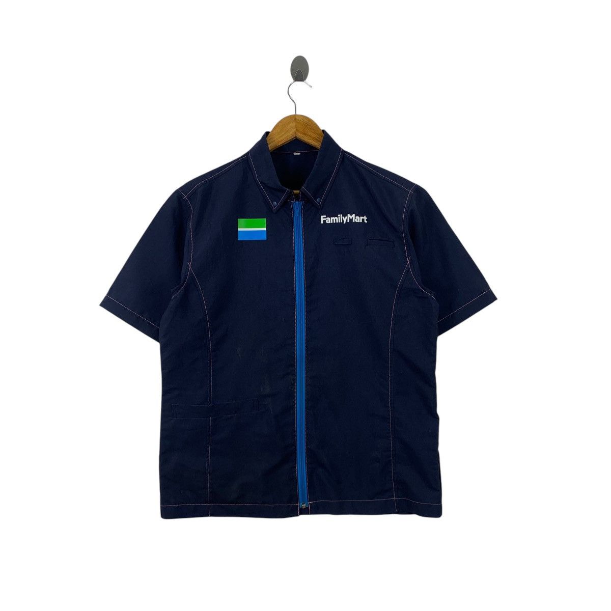 Japanese Brand × Vintage Vintage FAMILY MART Japanese Uniform Stuff Worker Shirts Size US M / EU 48-50 / 2 - 1 Thumbnail