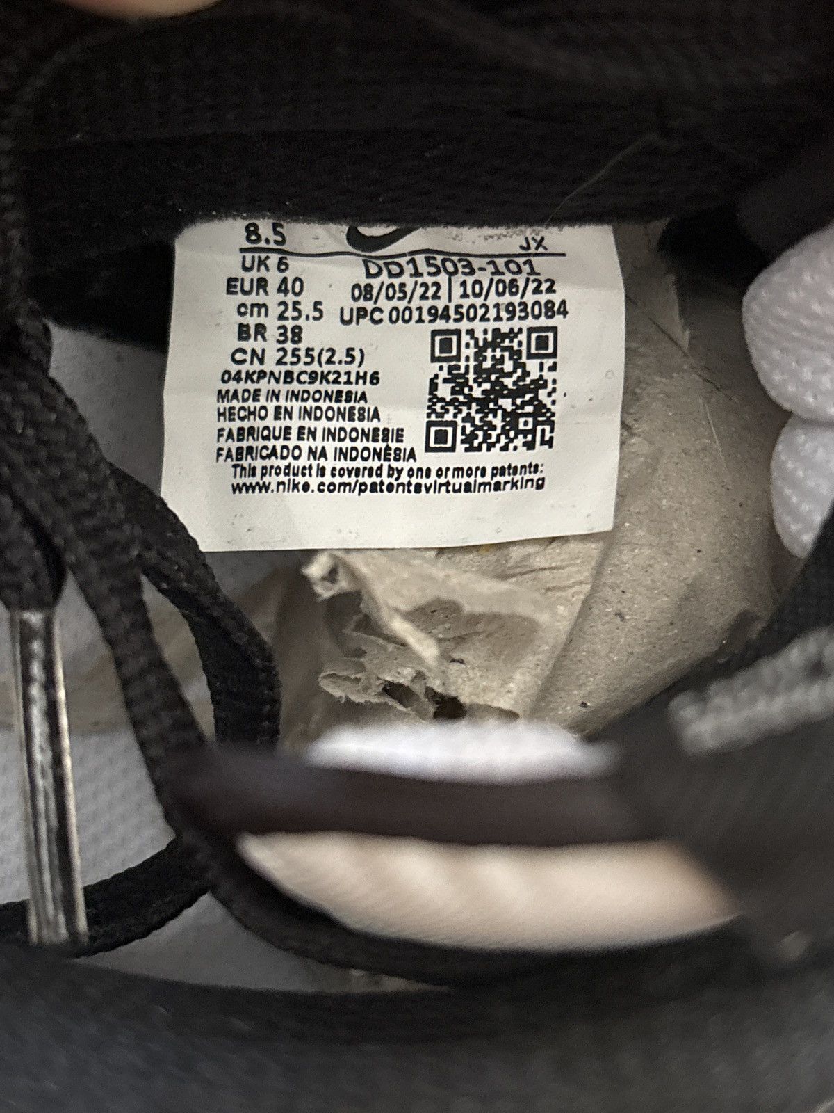 Nike NIKE DUNK LOW “BLACK and WHITE” AKA “PANDA” Size US 8.5 / IT 38.5 - 7 Thumbnail