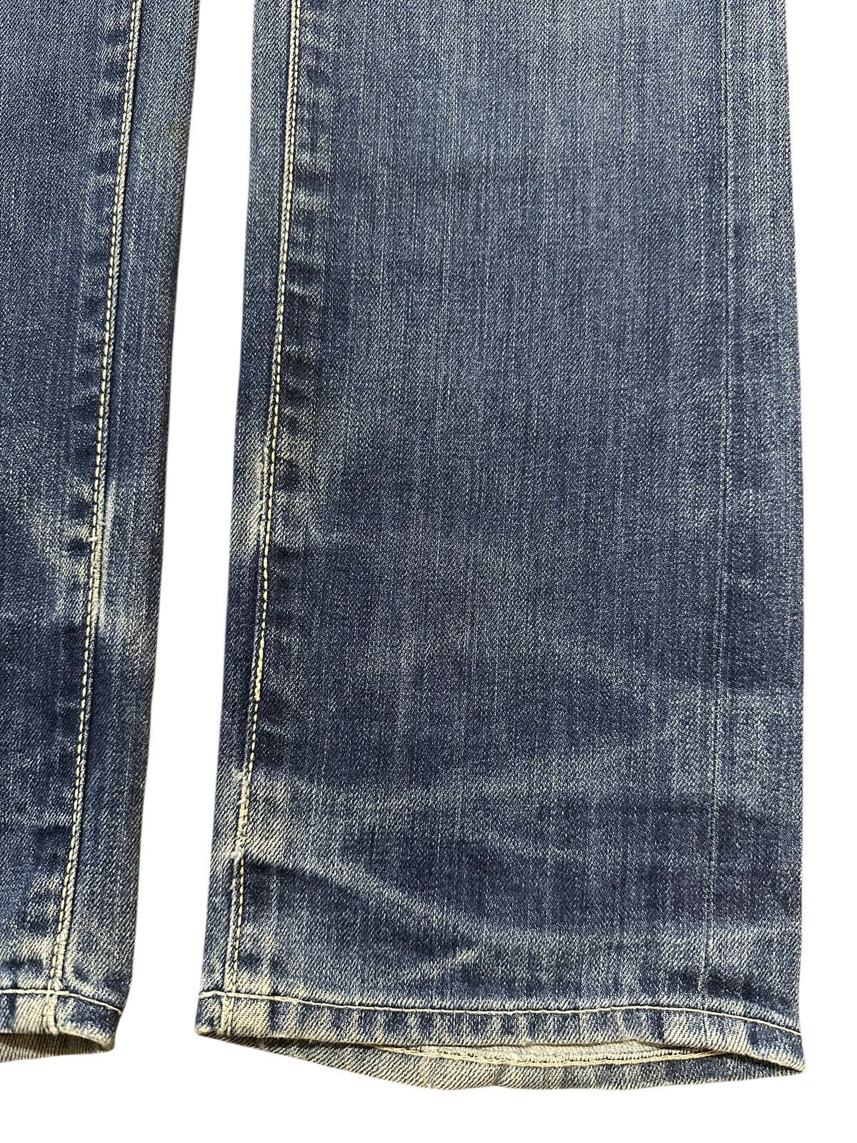 Vanquish Vintage Vanquish Blue Faded Stone Wash Distressed Jeans Size US 29 - 8 Thumbnail