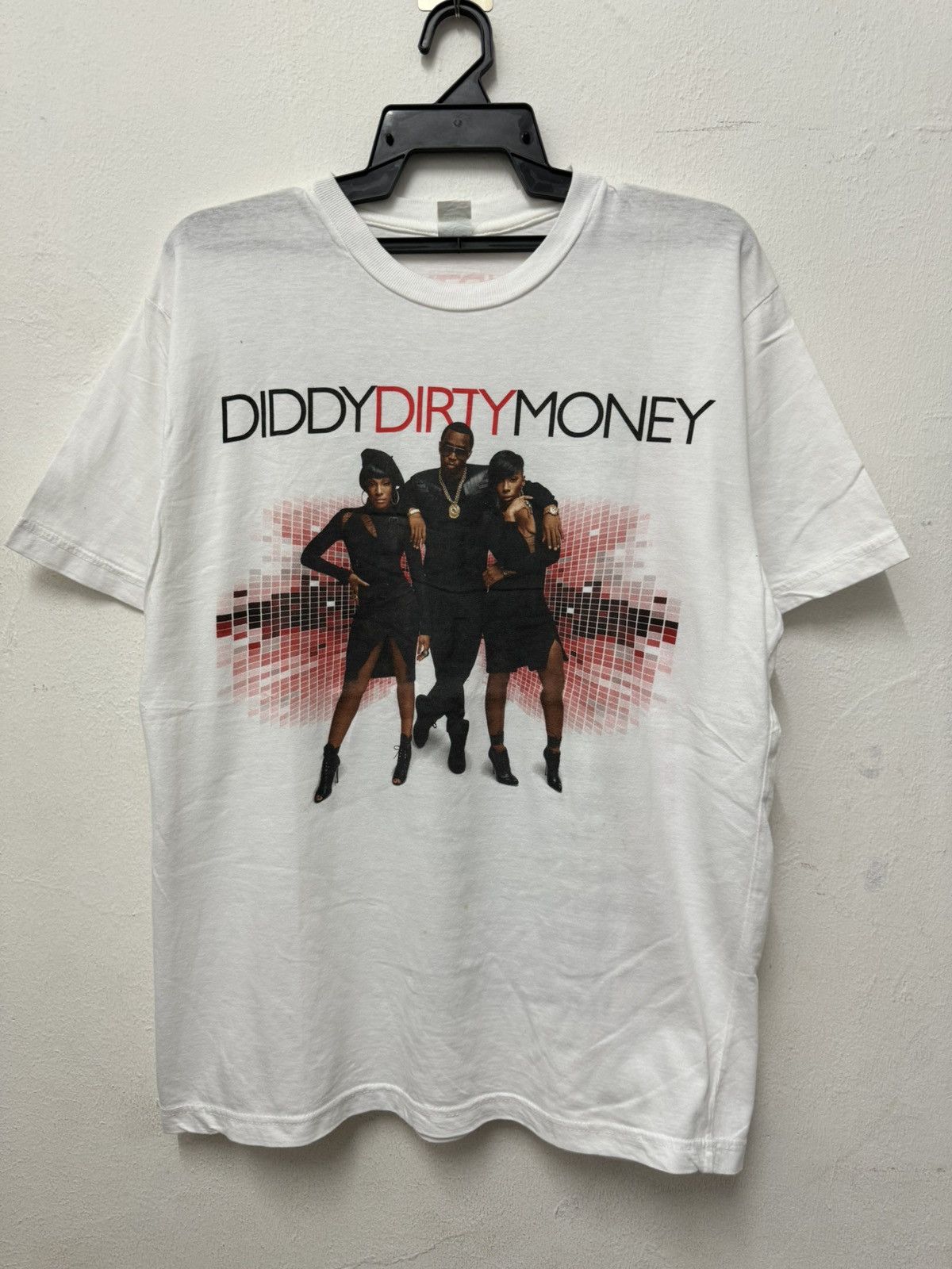 Rap Tees × Vintage Puff Daddy Rap Tee Dirty Money T-Shirt Size US L / EU 52-54 / 3 - 1 Thumbnail