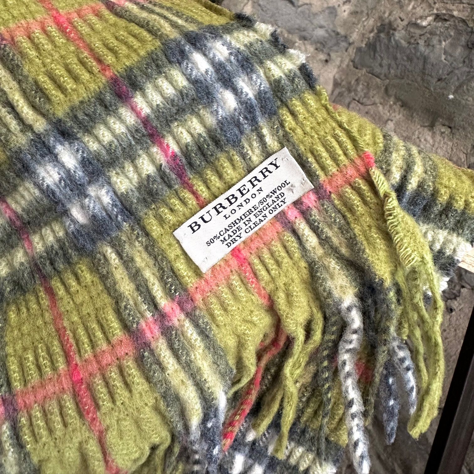 Burberry Burberry Green Cashmere Wool Gauffre Scarf Size ONE SIZE - 3 Thumbnail
