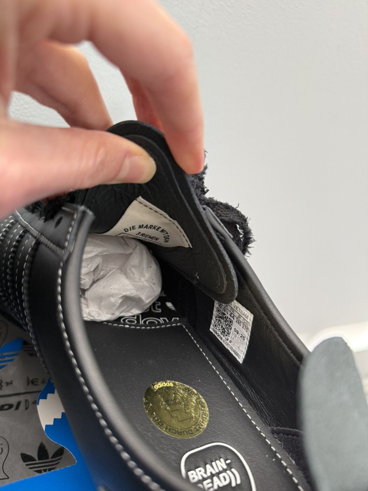 Adidas × Brain Dead Brain Dead x Dover Street Market Adidas Japan Lo Black Size US 10 / EU 43 - 8 Thumbnail