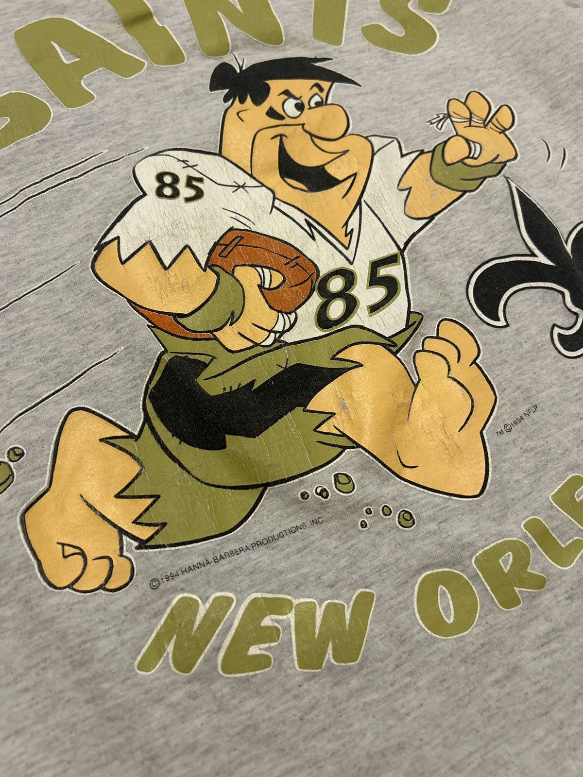 NFL Vintage 1994 New Orleans Saints Fred Flintstone NFL T- Shirt Size US XL / EU 56 / 4 - 3 Thumbnail