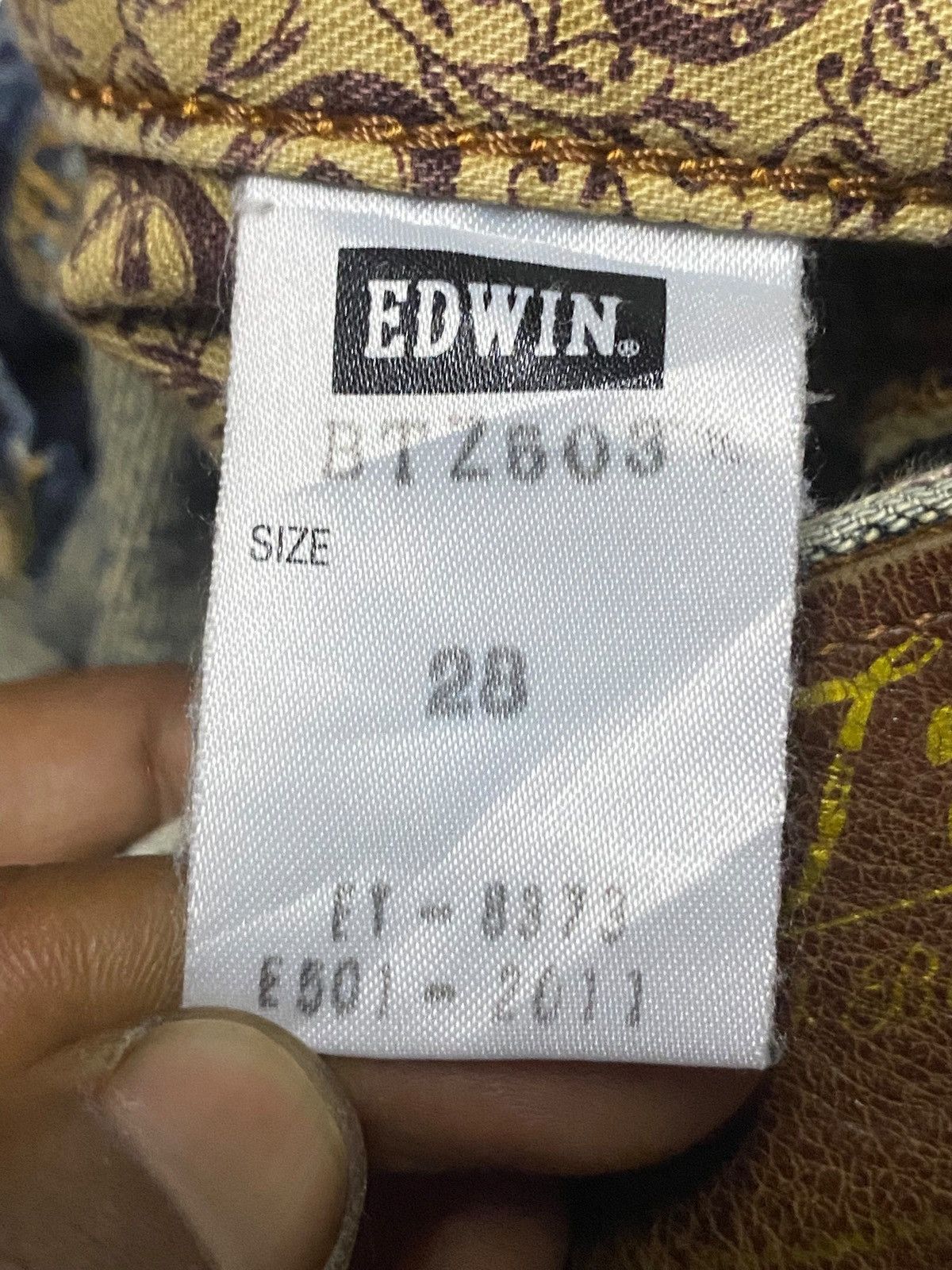 Edwin Vintage Japanese Brand Edwin Bluetrip Distressed Loose Jeans Size US 29 - 21 Thumbnail