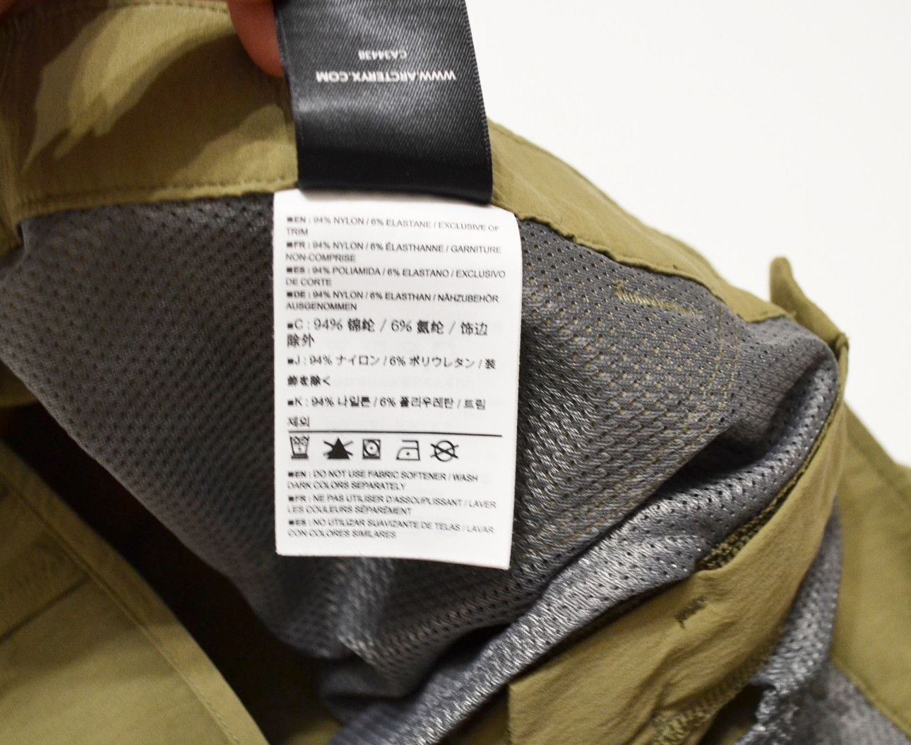 Arc'teryx Arc'teryx Parapet Capri Size 30" / US 8 / IT 44 - 6 Thumbnail