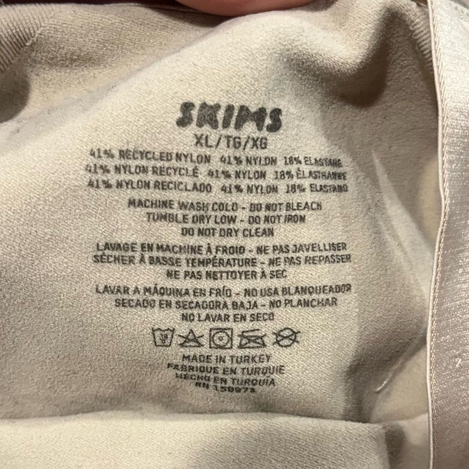 SKIMS NWOT Skims Shapewear Seamless Sculpt Brief Thong Bodysuit XL Size XL / US 12-14 / IT 48-50 - 3 Thumbnail