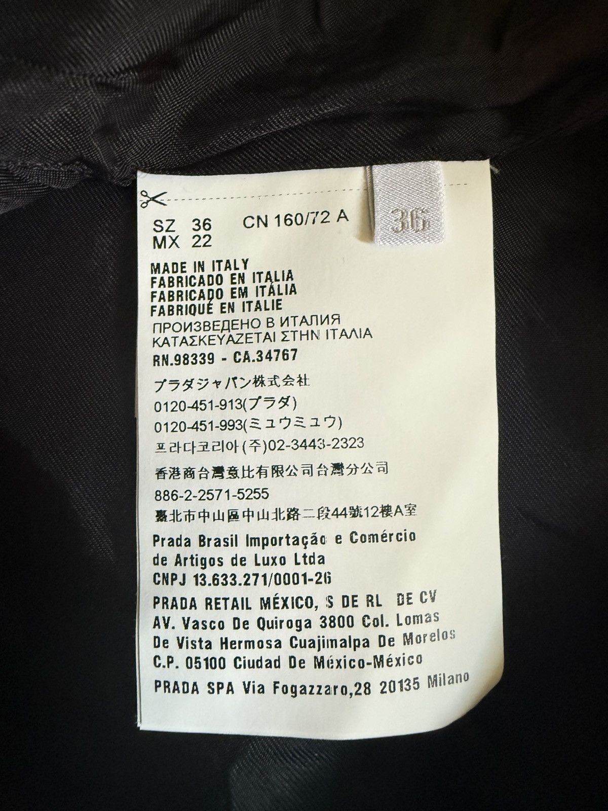 Prada SS18 Prada come on in tiger coat Archive grail coat jacket Size US S / EU 44-46 / 1 - 24 Thumbnail