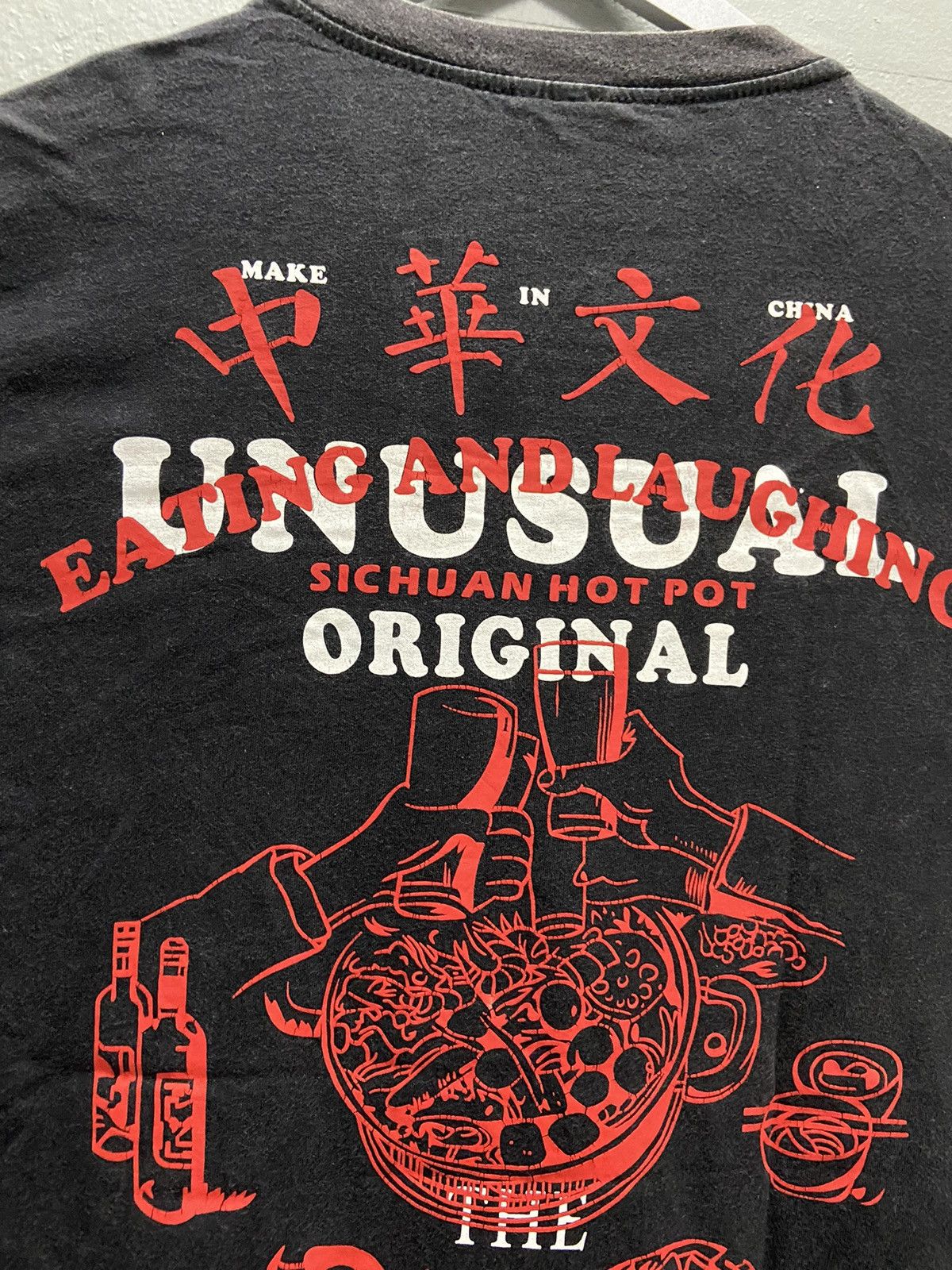 Japanese Brand UNUSUAL SICHUAN HOT POT ORIGINAL WE LOVE CHINESE TEE SHIRT Size US L / EU 52-54 / 3 - 7 Thumbnail