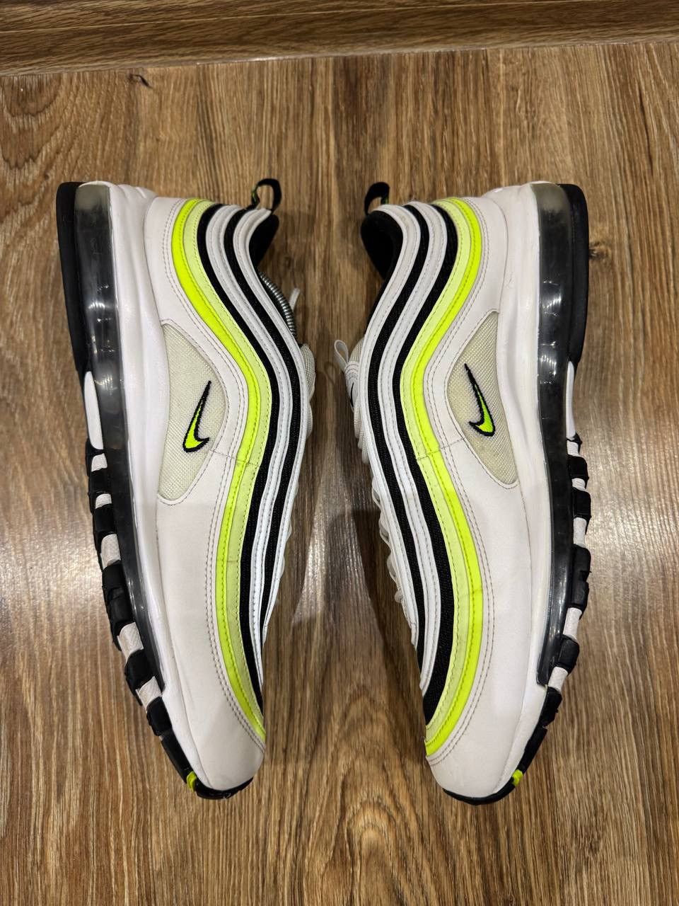 Nike NIKE AIR MAX 97 SE VOLT TRAINERS Size US 11 / EU 44 - 13 Thumbnail
