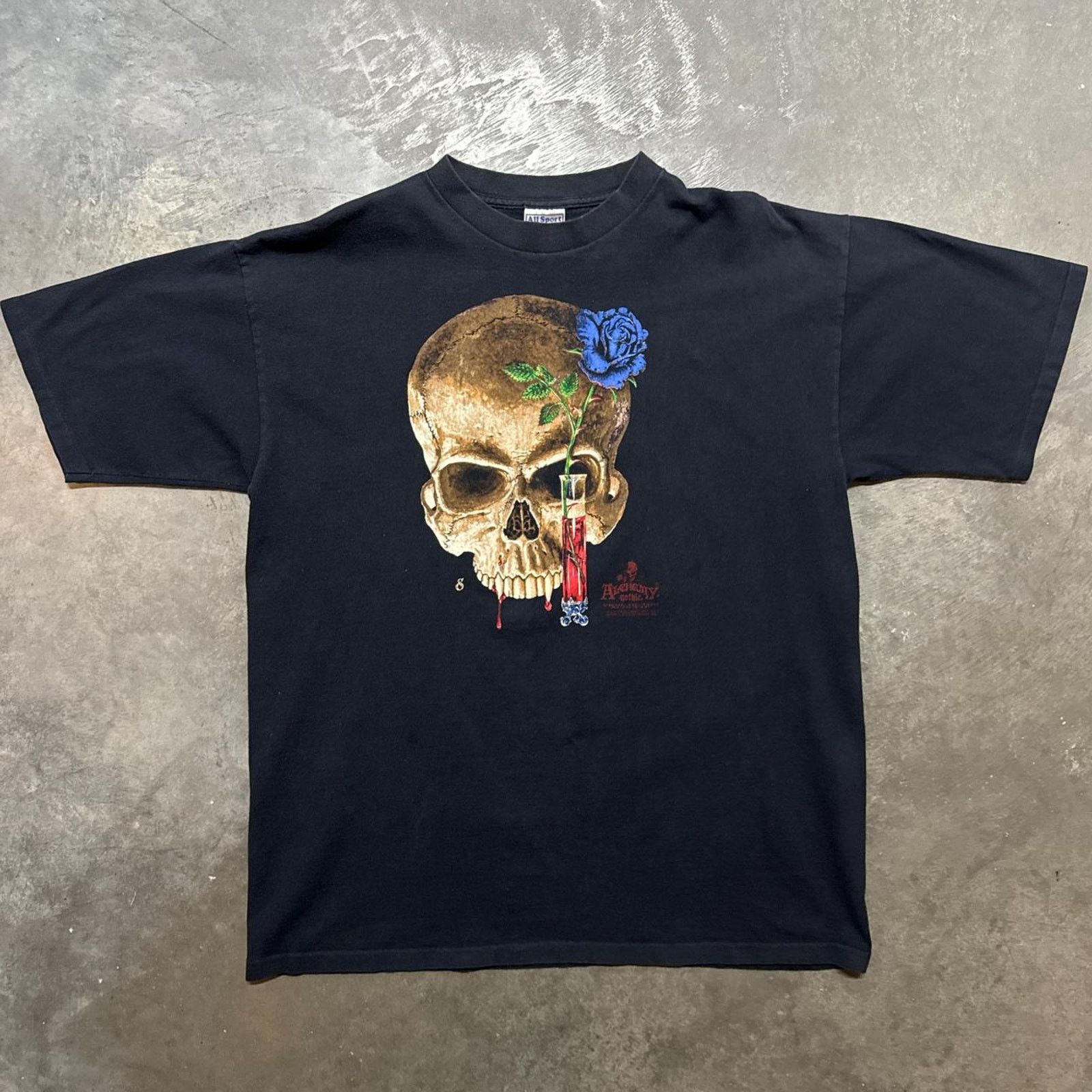 Vintage Vintage 90s Skull Rose Blood Grunge Goth Emo Graphic T-Shirt Size US XL / EU 56 / 4 - 1 Thumbnail