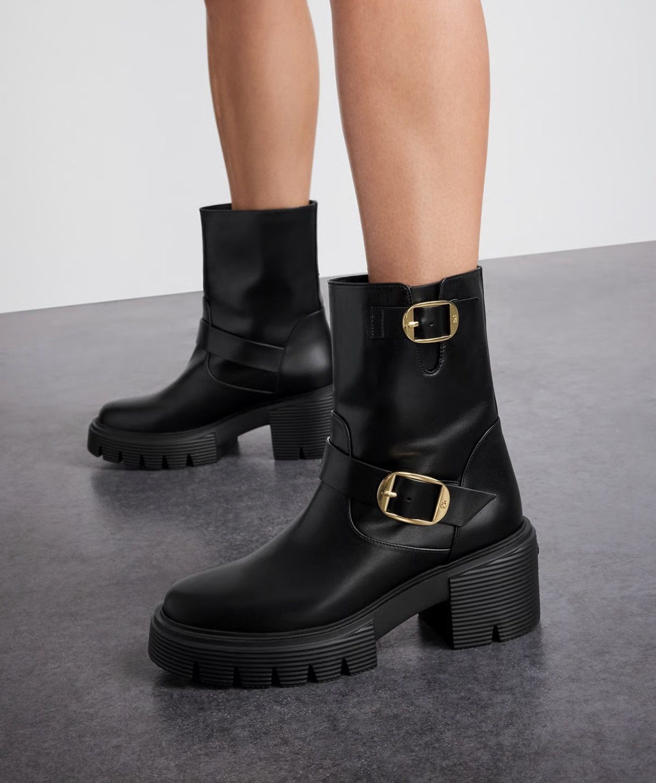 Stuart Weitzman Stuart Weitzman Soho Moto Buckle Booties size 9.5 Size US 9.5 / IT 39.5 - 2 Thumbnail