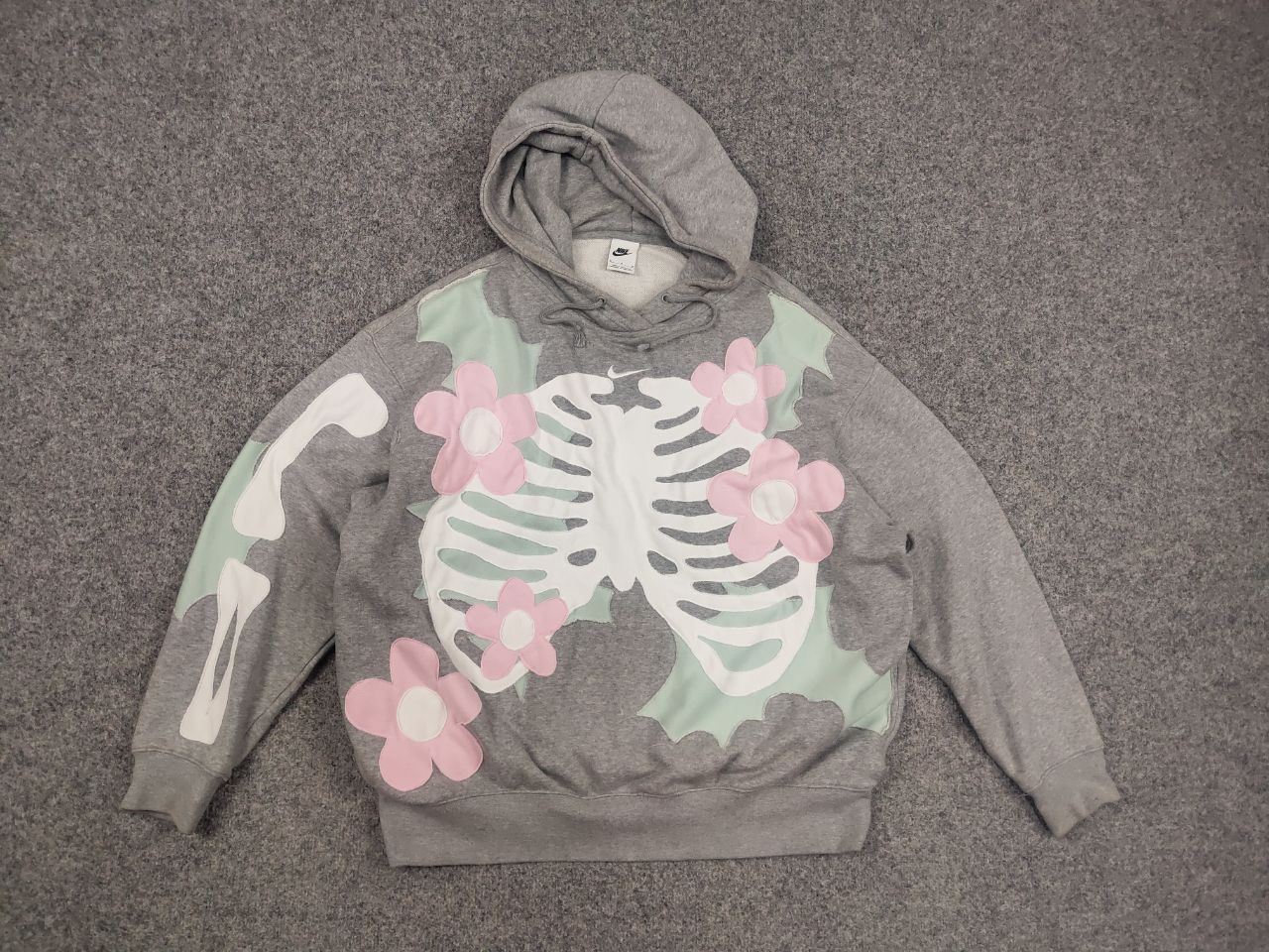 Nike Vintage Nike Skeleton Embroidered Logo Grey Oversized Hoodie Size M / US 6-8 / IT 42-44 - 10 Thumbnail