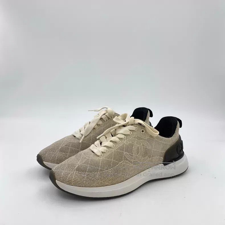 Chanel Chanel Beige double C cowhide lasing casual flat sneakers Size US 7.5 / IT 37.5 - 1 Thumbnail