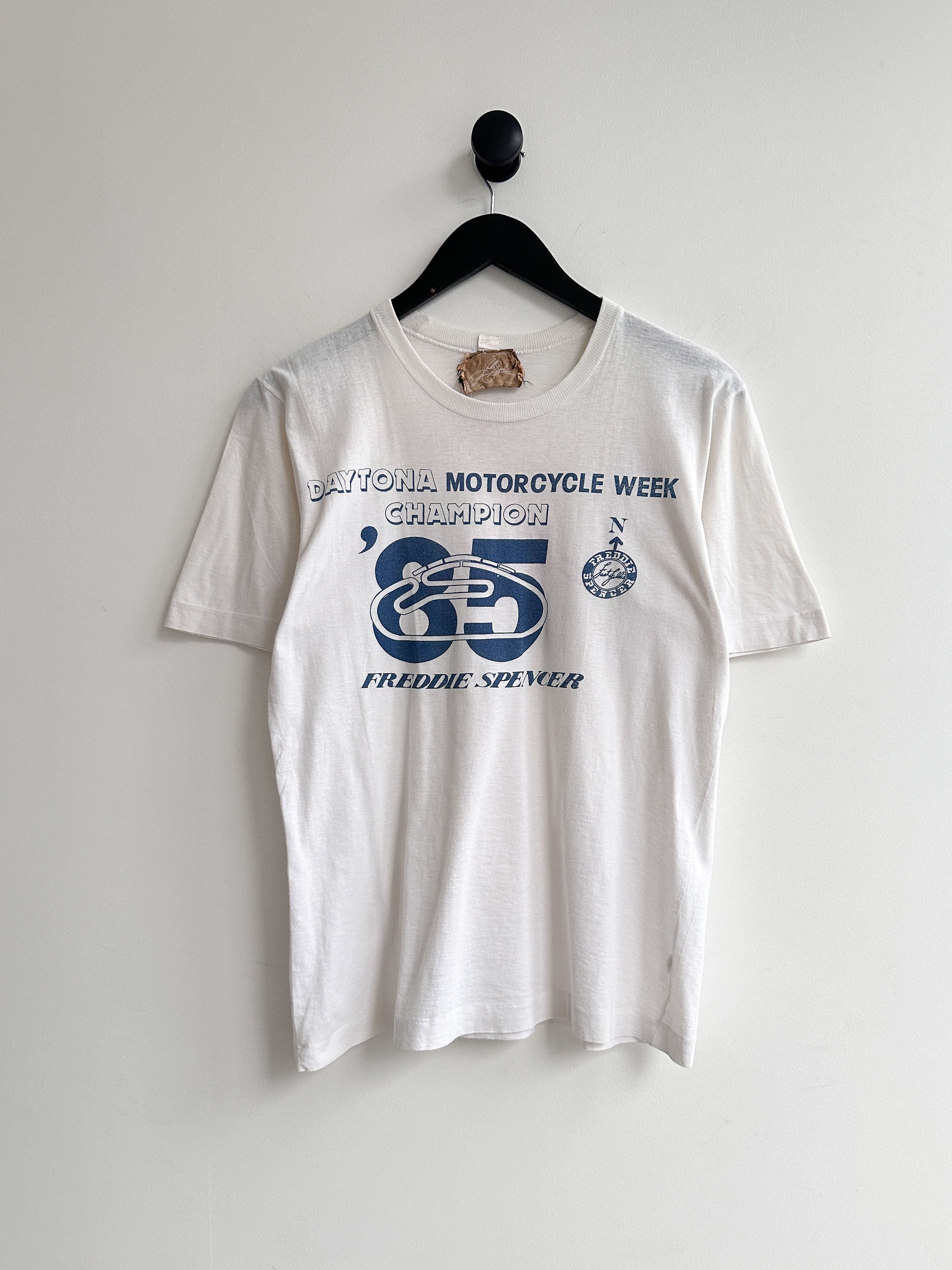 Vintage Vintage 1985 Daytona Motorcycle Week Racing Tee Size US S / EU 44-46 / 1 - 1 Thumbnail