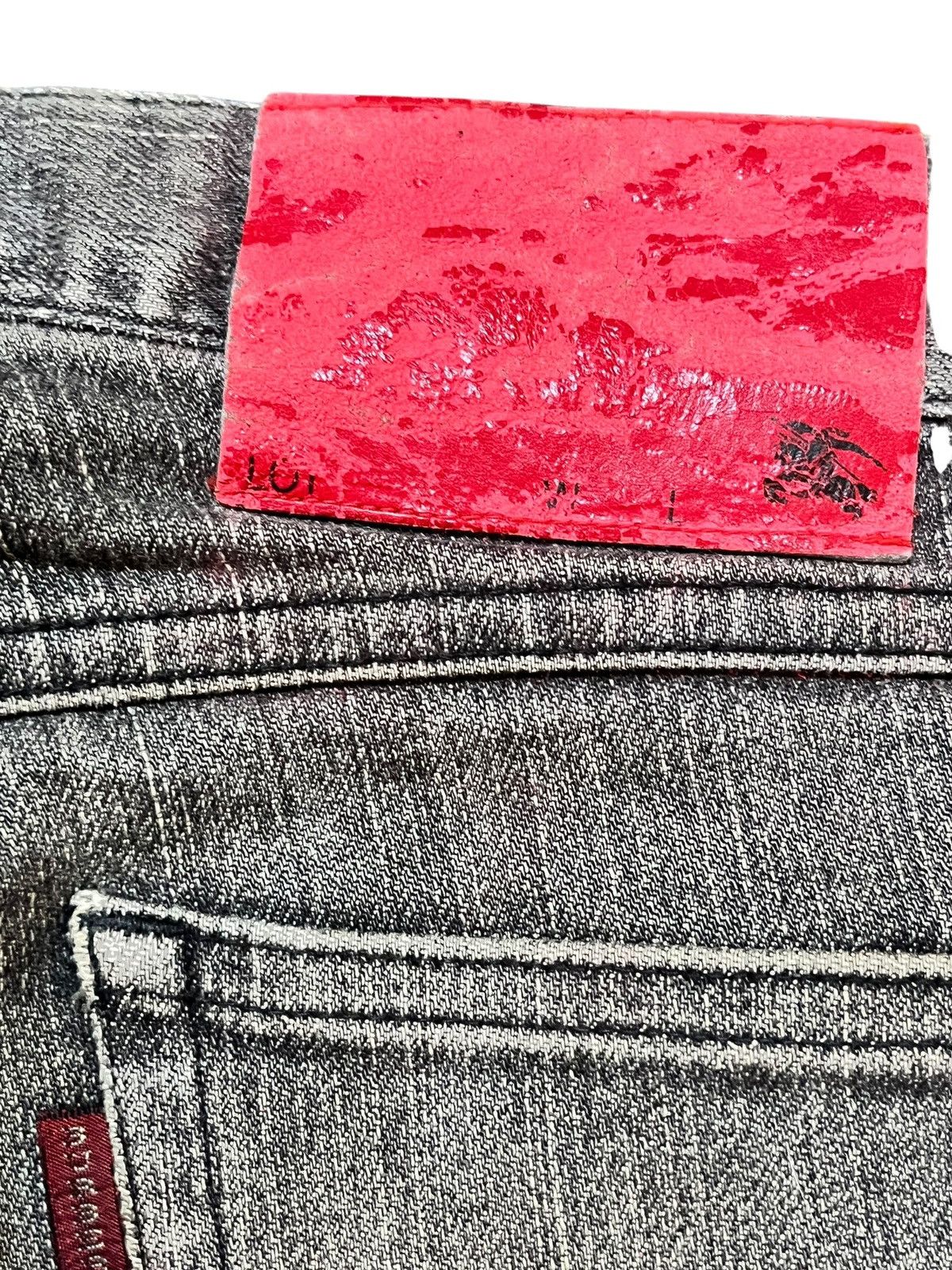 Burberry Vintage Burberry Black Label Mudwash Distressed Denim Size US 33 - 11 Thumbnail