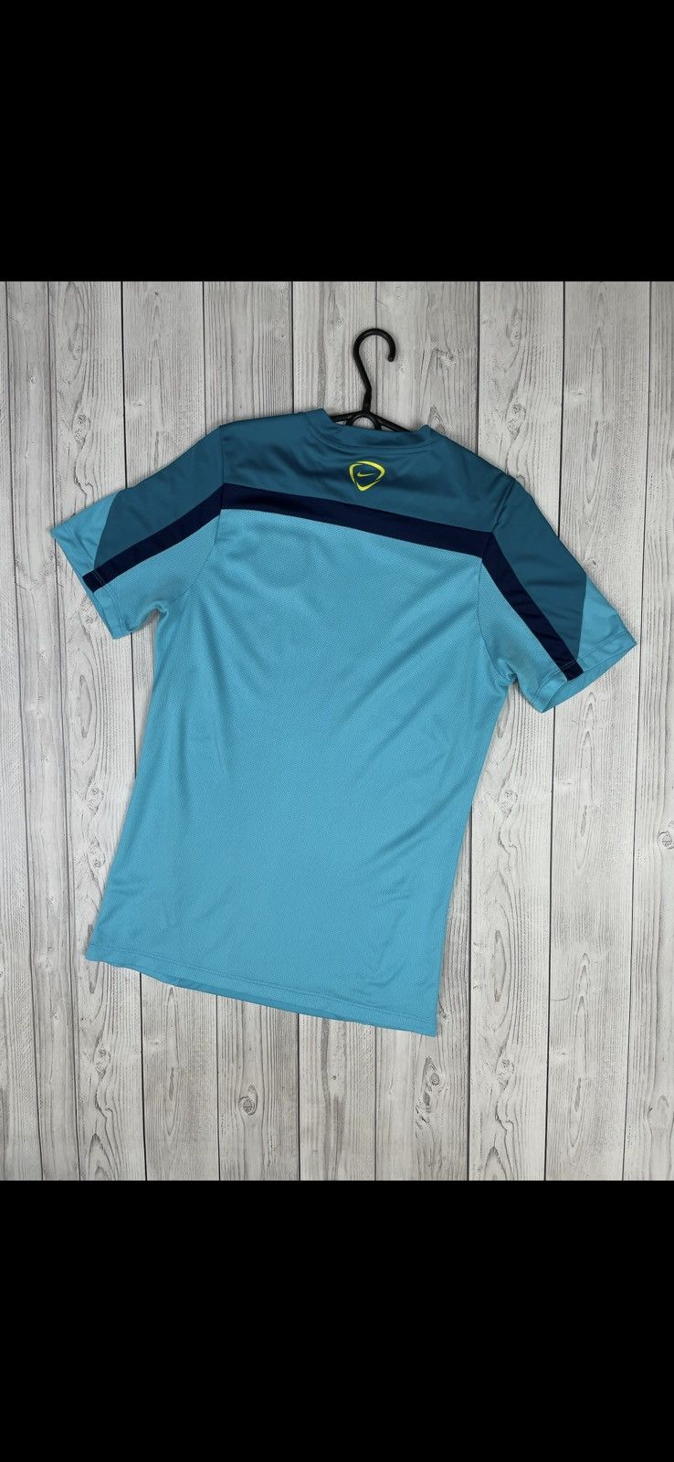 Nike Vintage Nike Barcelona soccer jersey size M blue training Size US M / EU 48-50 / 2 - 7 Thumbnail