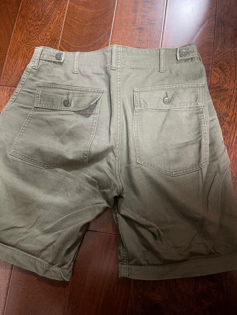 The Real McCoy's The Real McCoy Size SShorts, army green herringbone fabric, Size US 38 / EU 54 - 3 Thumbnail